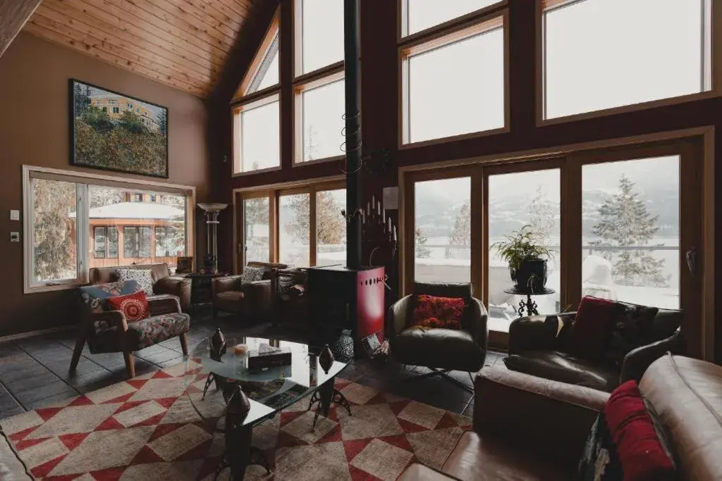 Lobby or reception in The Sentinel Lobby or reception in The Sentinel