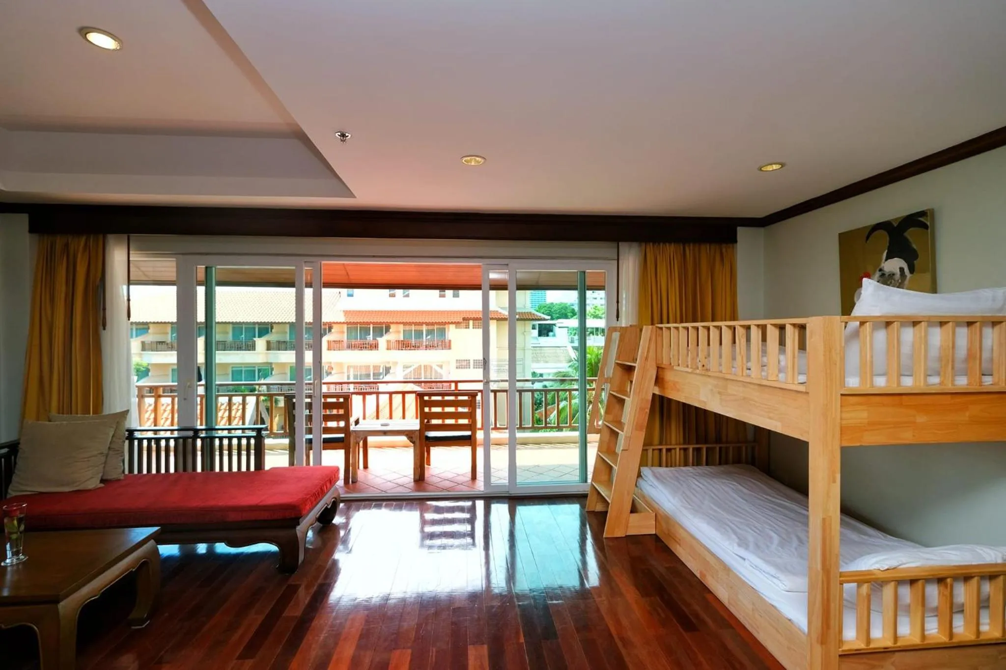 View (from property/room), Bed in Avalon Beach Resort