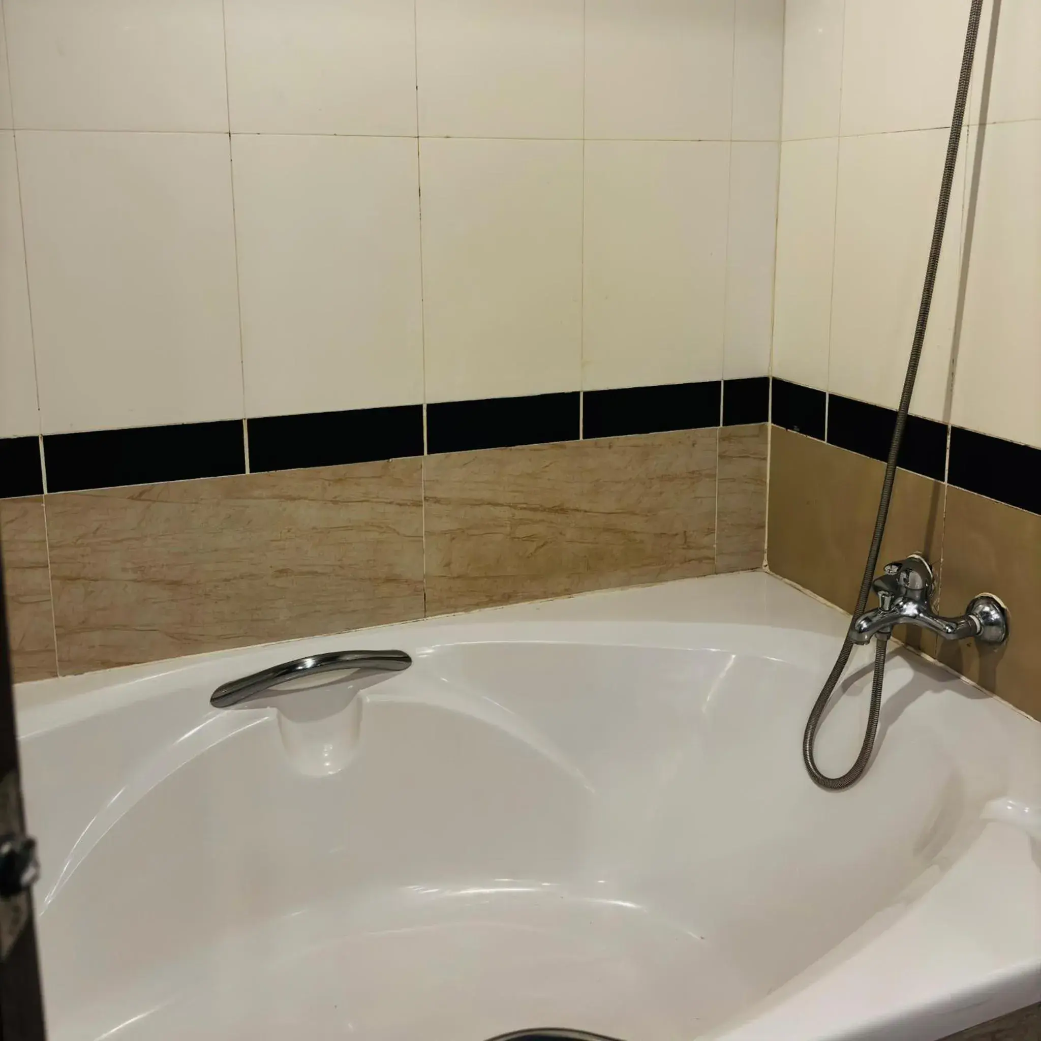 Bathroom in Avalon Beach Resort Bathroom in Avalon Beach Resort