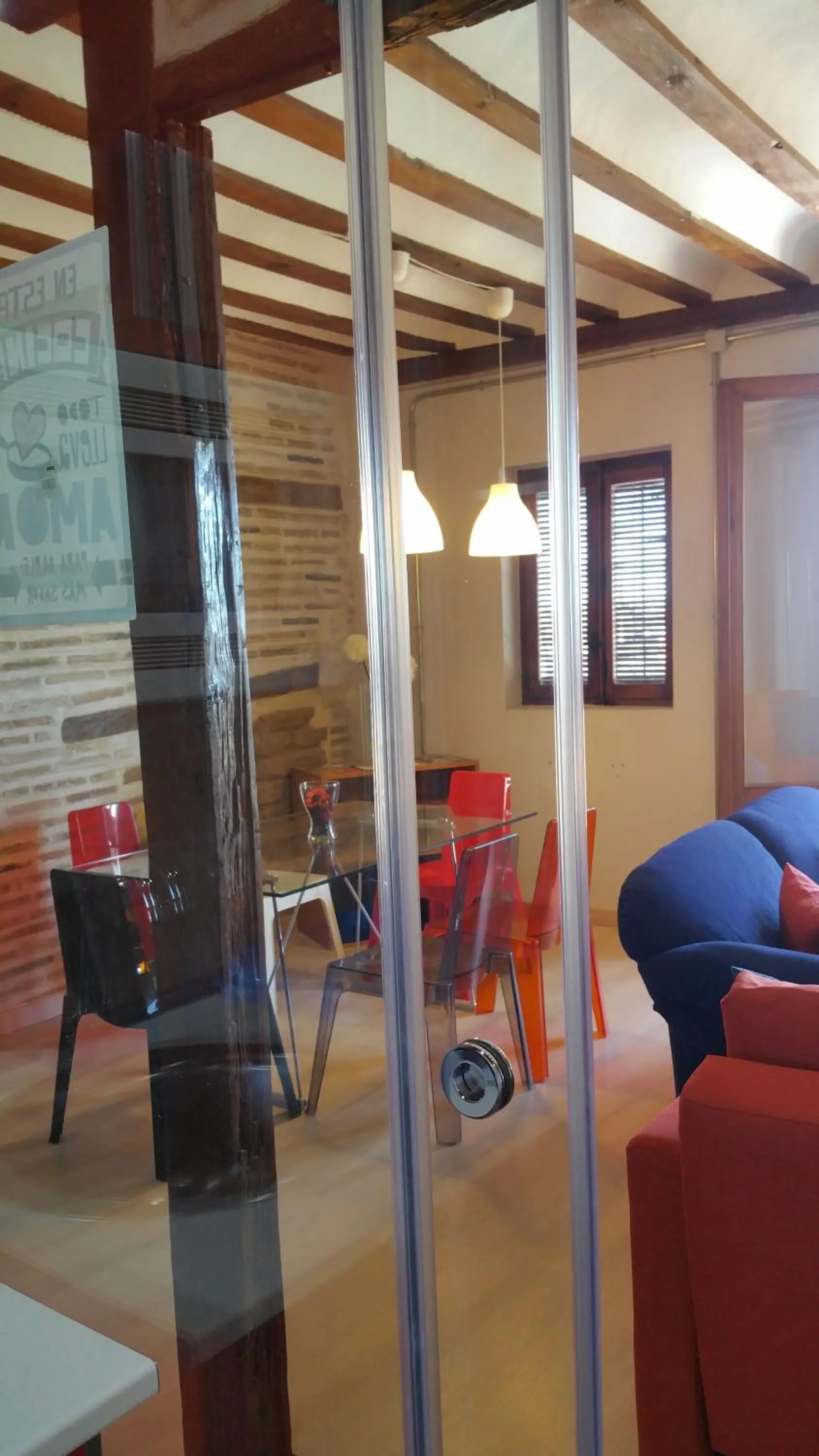 Dining area in Toledo Flat, City Centre