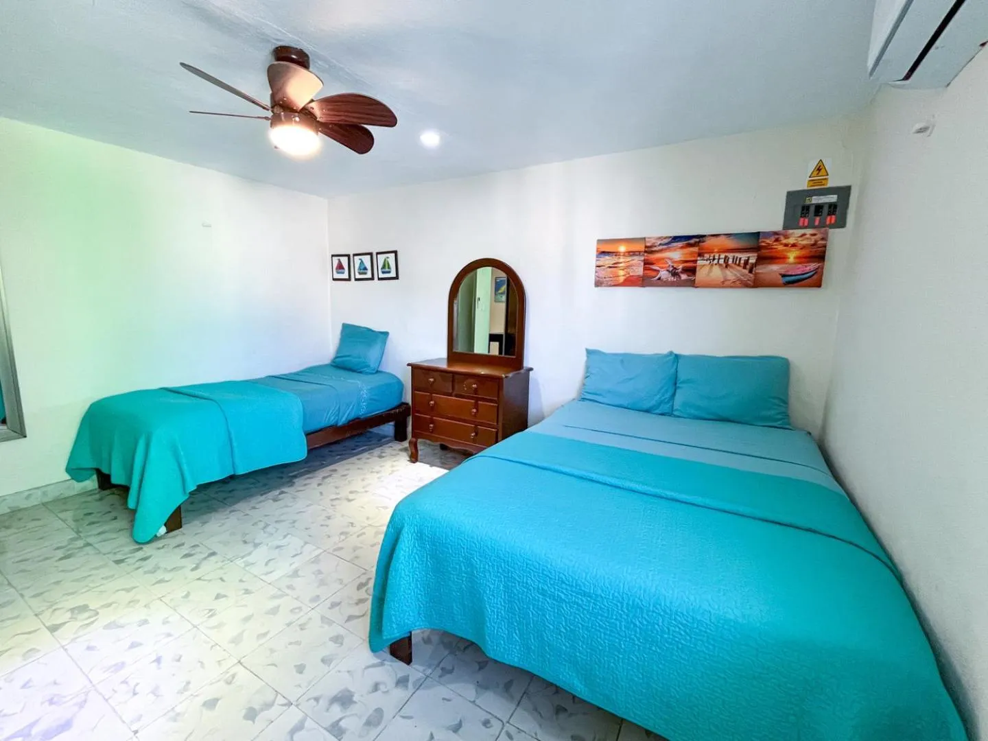 Bed in Cande's Apartments