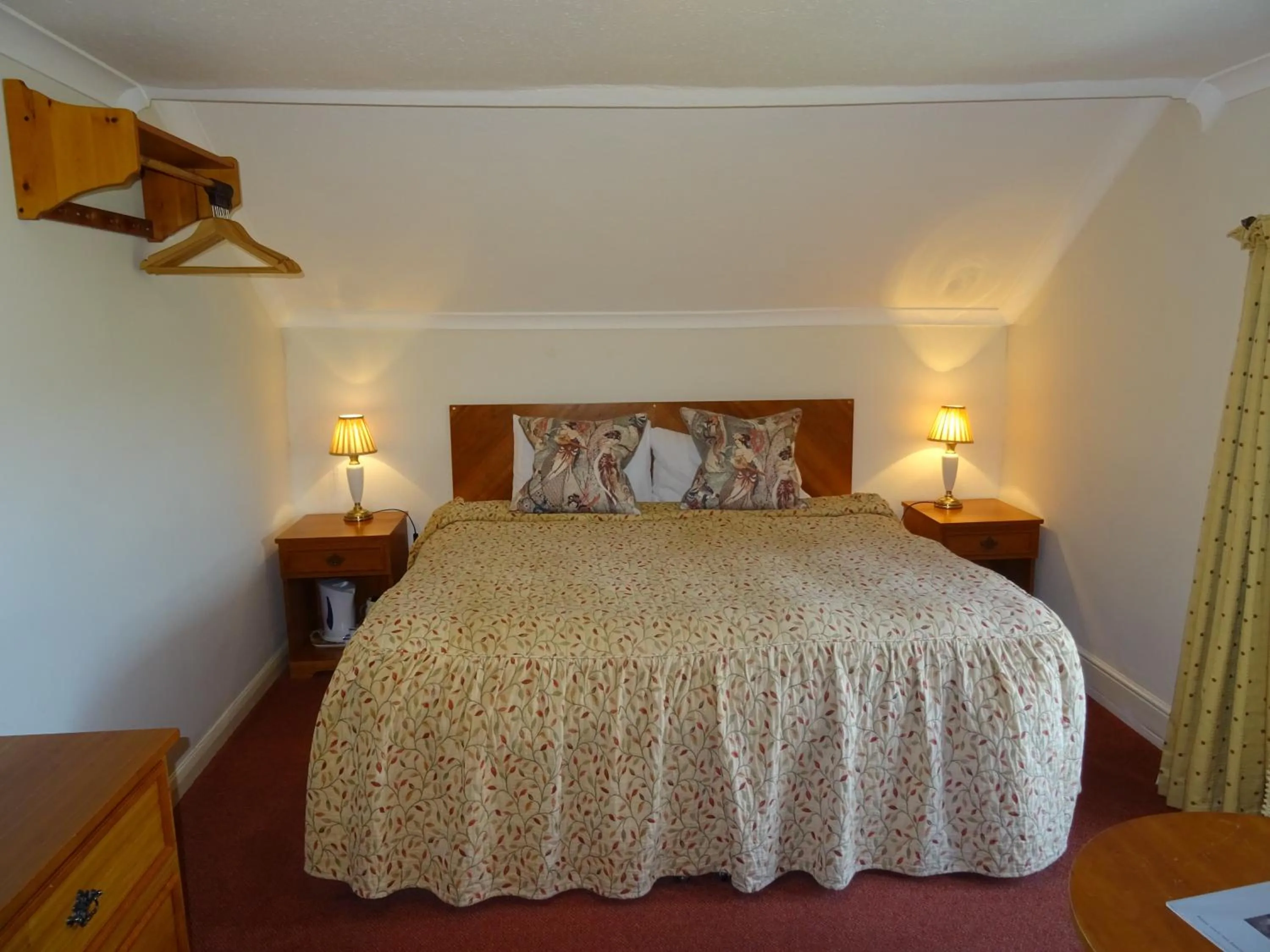 Nearby landmark, Bed in Lutwidge Arms