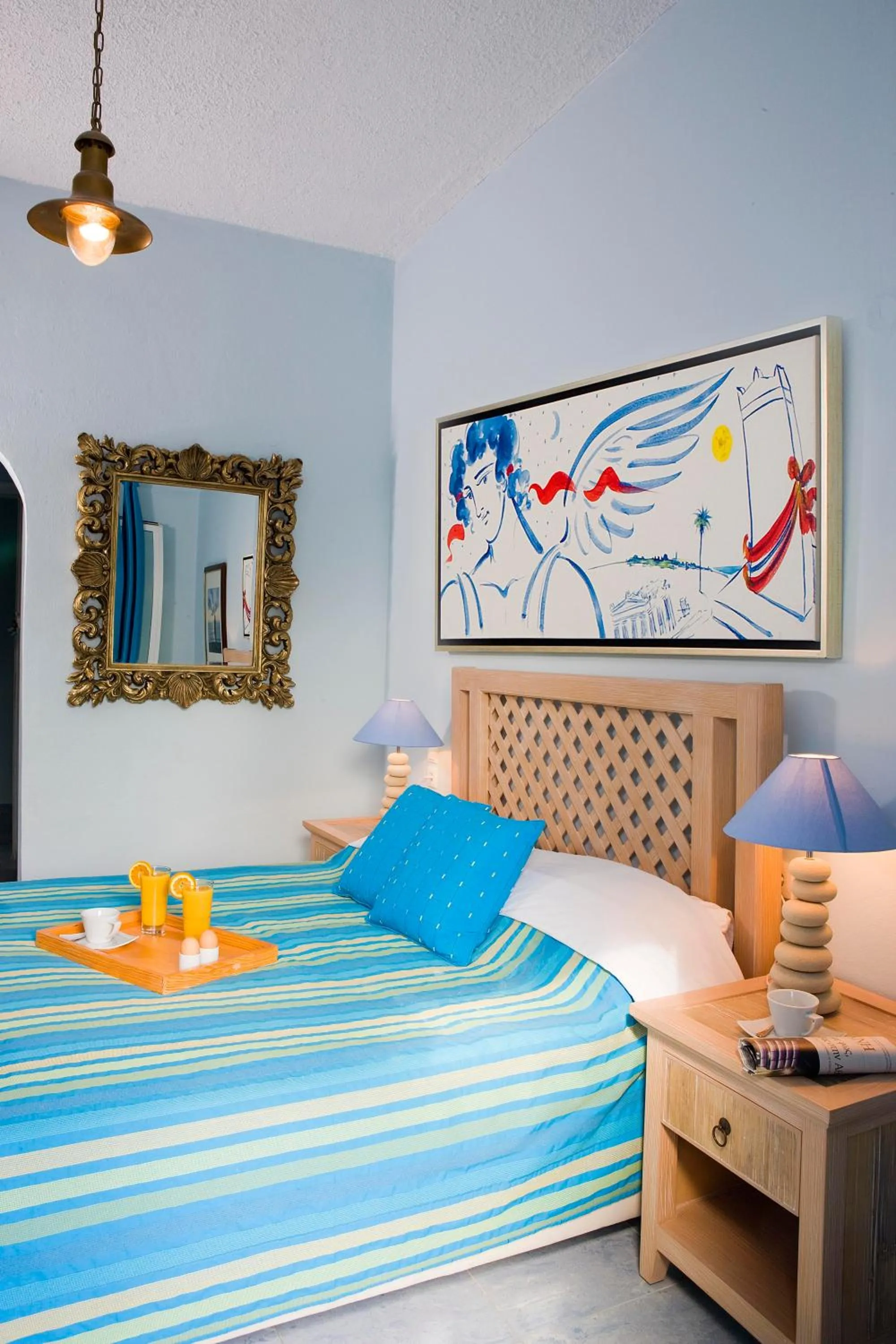 Bed in Alesahne Beach Hotel