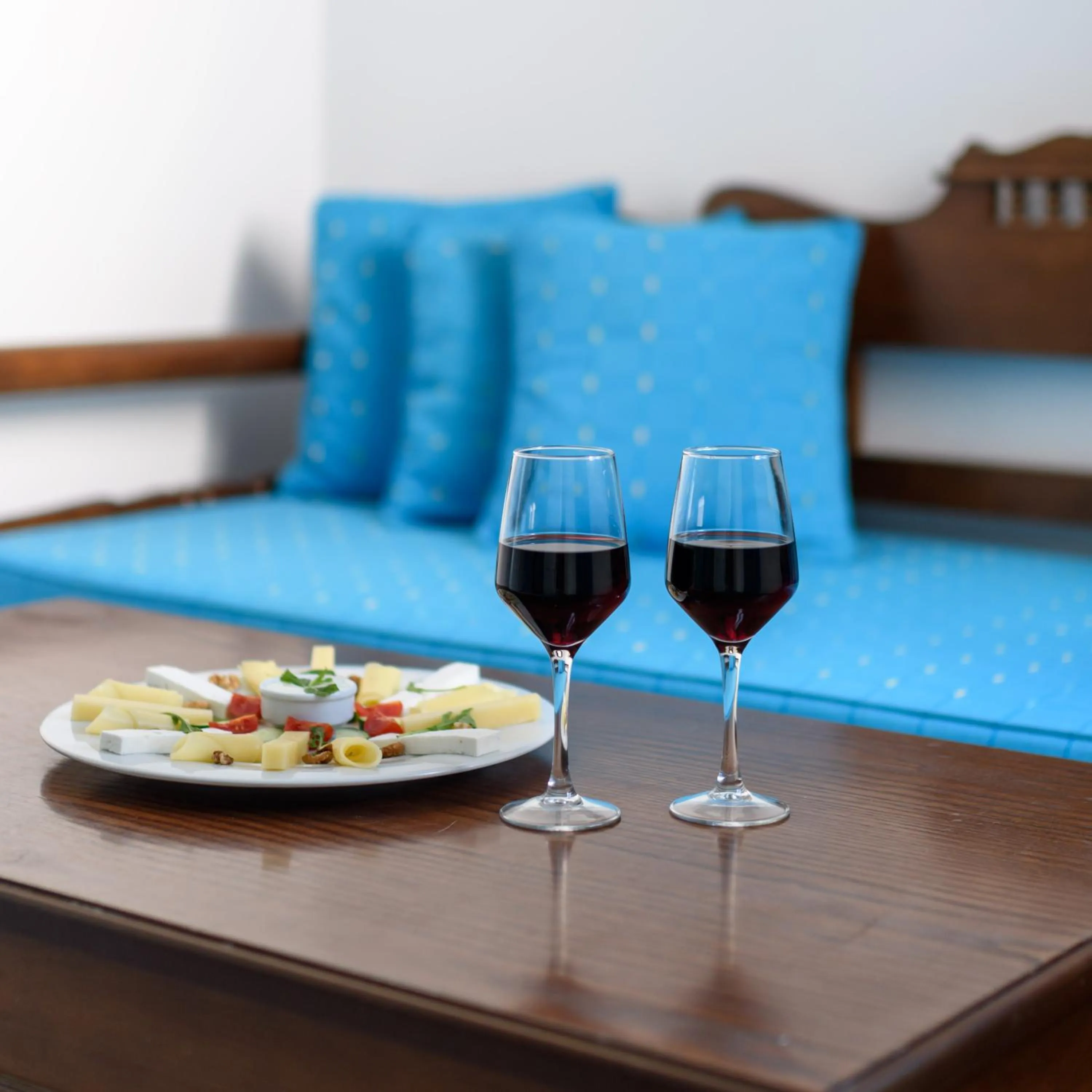 Food and drinks in Alesahne Beach Hotel