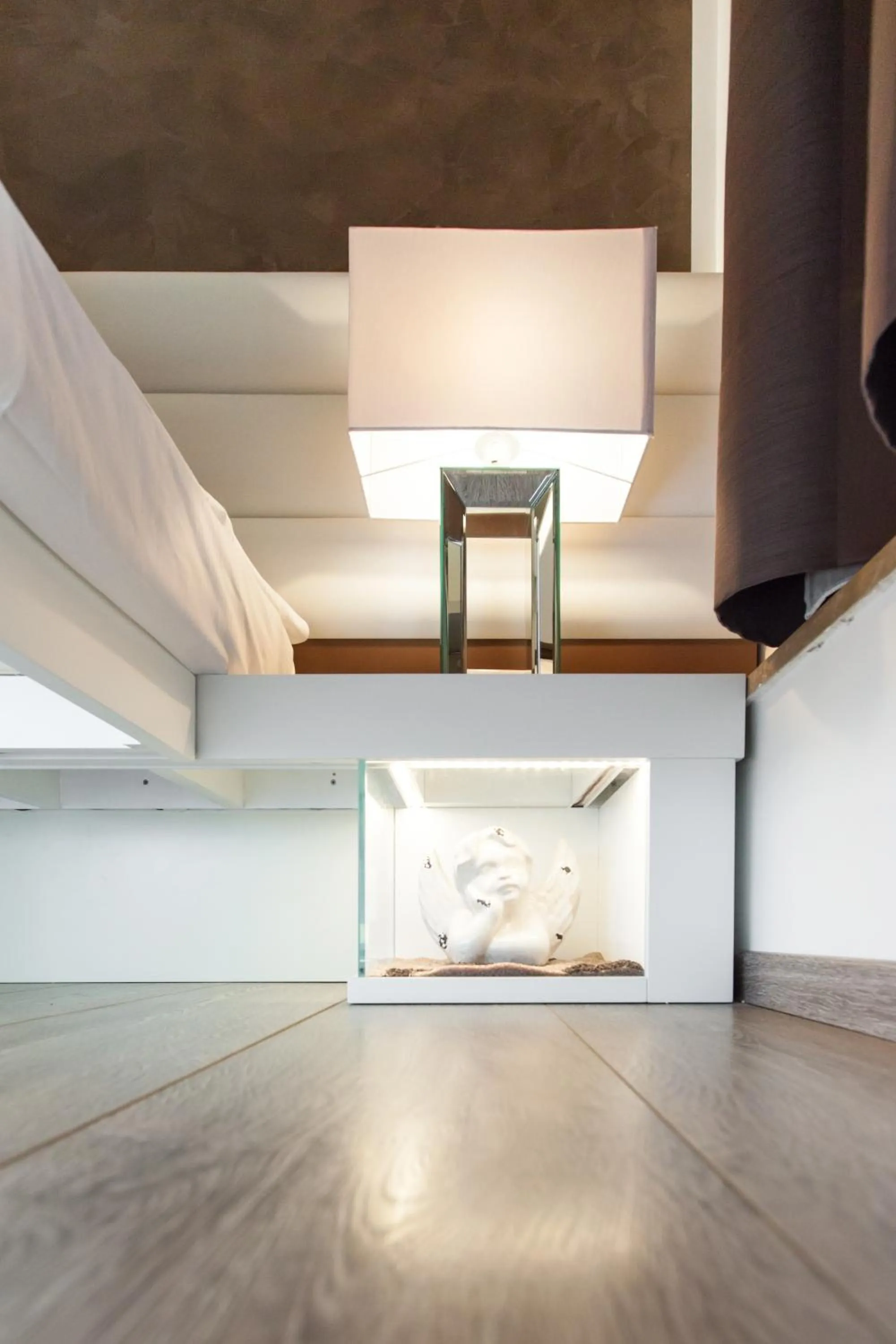 Bed in Town House Fontana Di Trevi