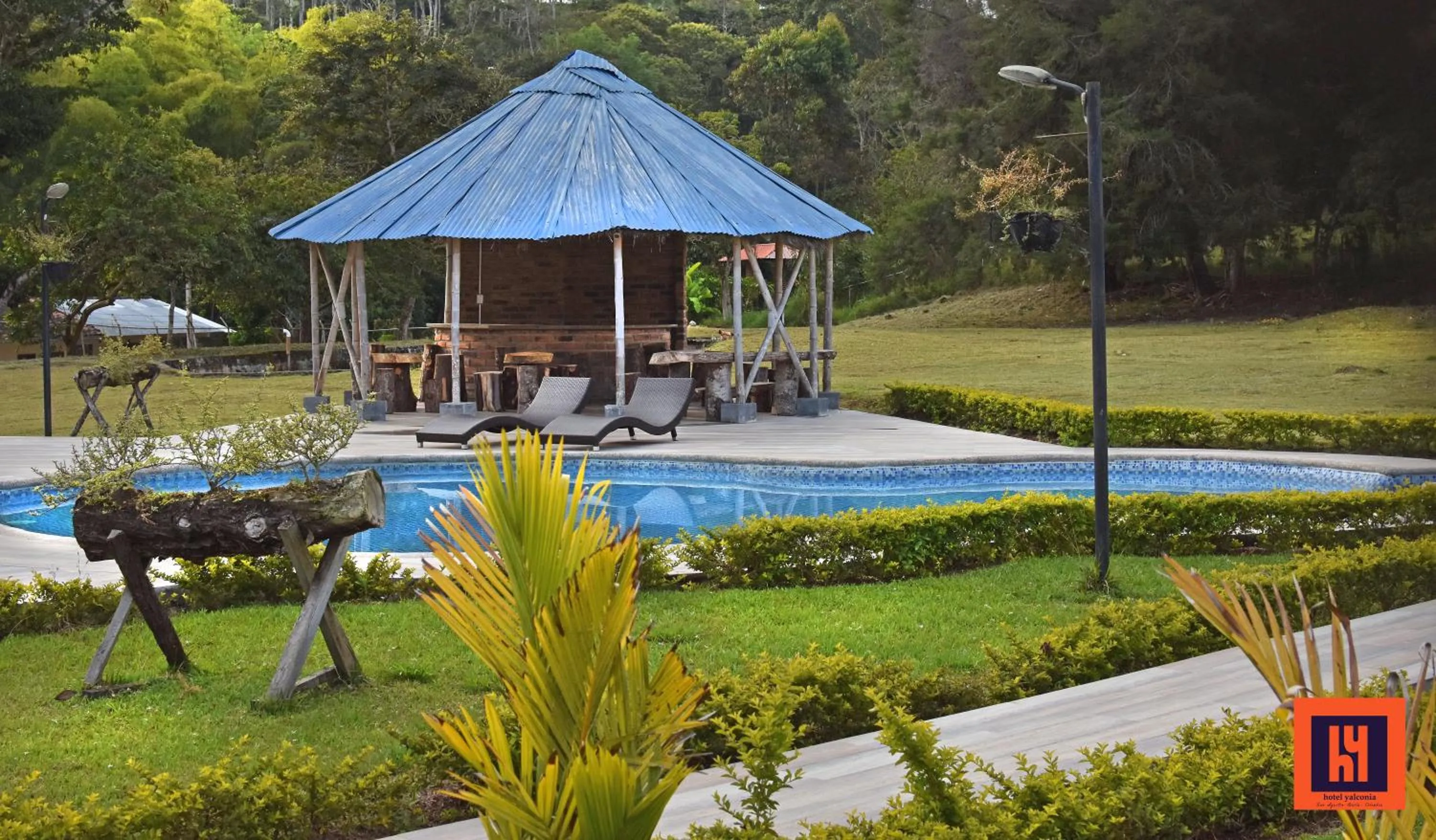 Hotel Yalconia