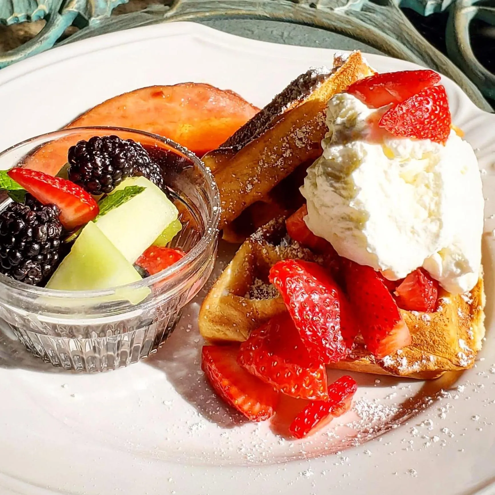 Breakfast in Hearthside Inn