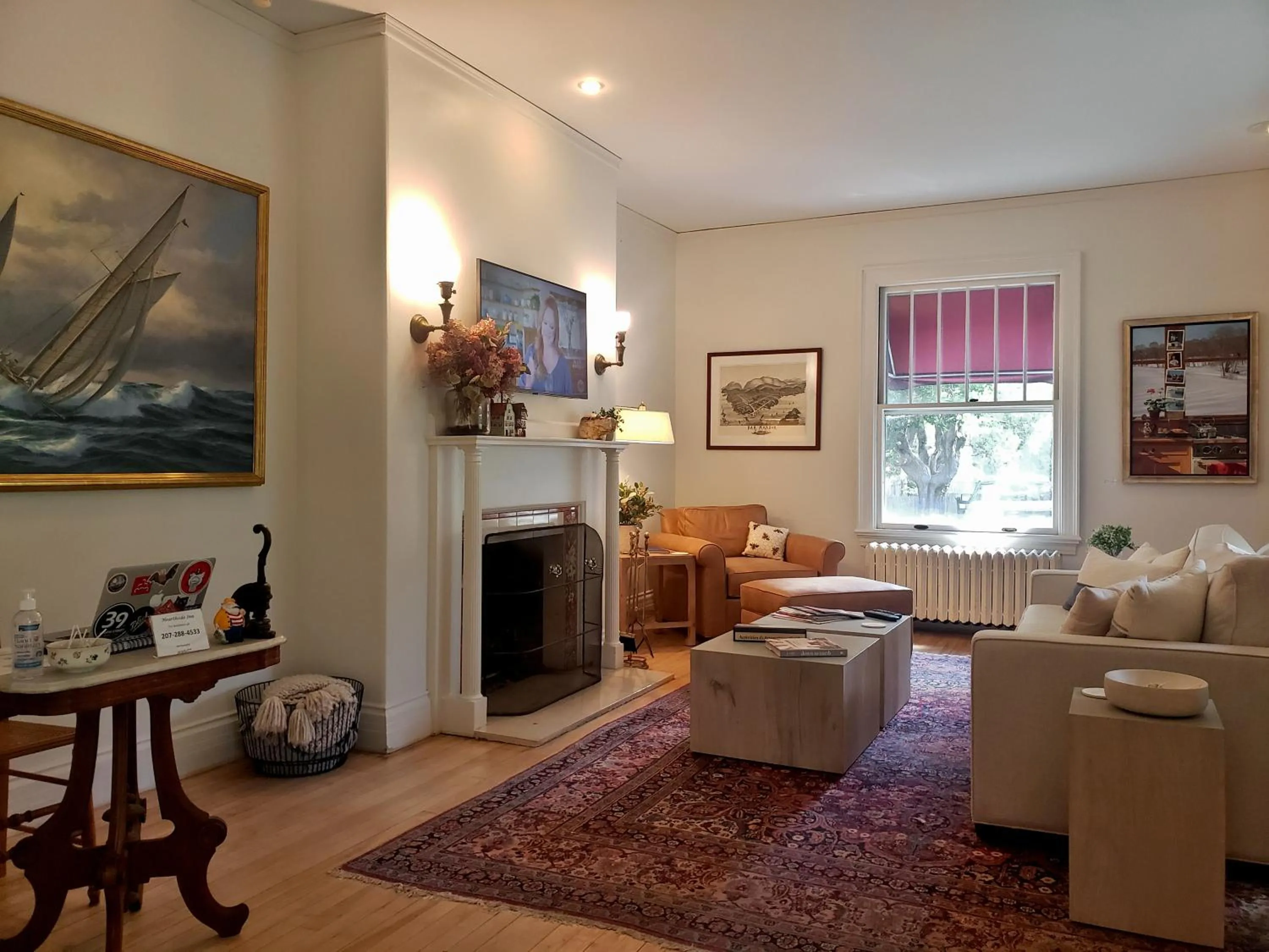 Lobby or reception in Hearthside Inn