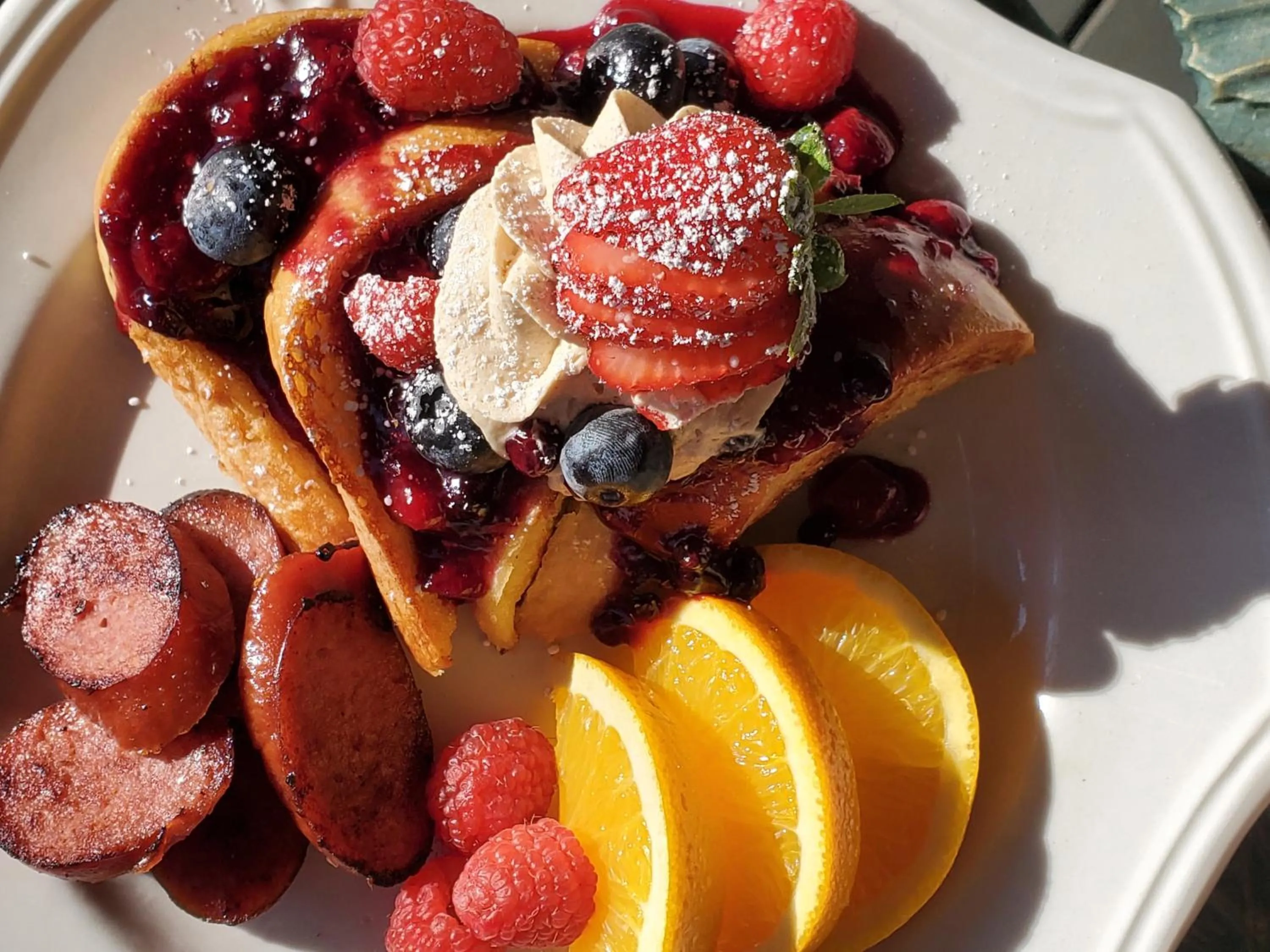 American breakfast in Hearthside Inn