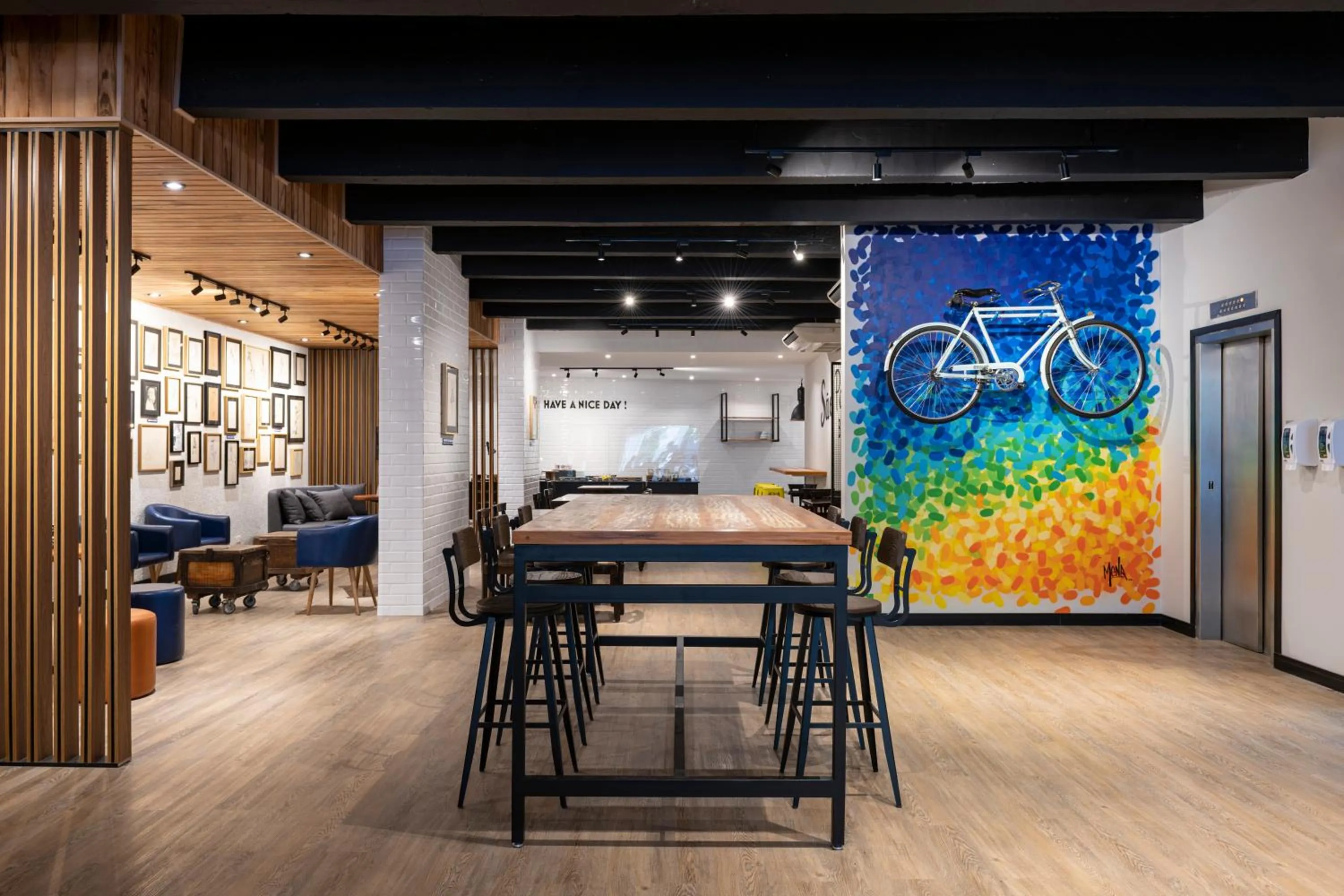 Communal lounge/ TV room in Monreale Lifestyle Higienópolis São Paulo