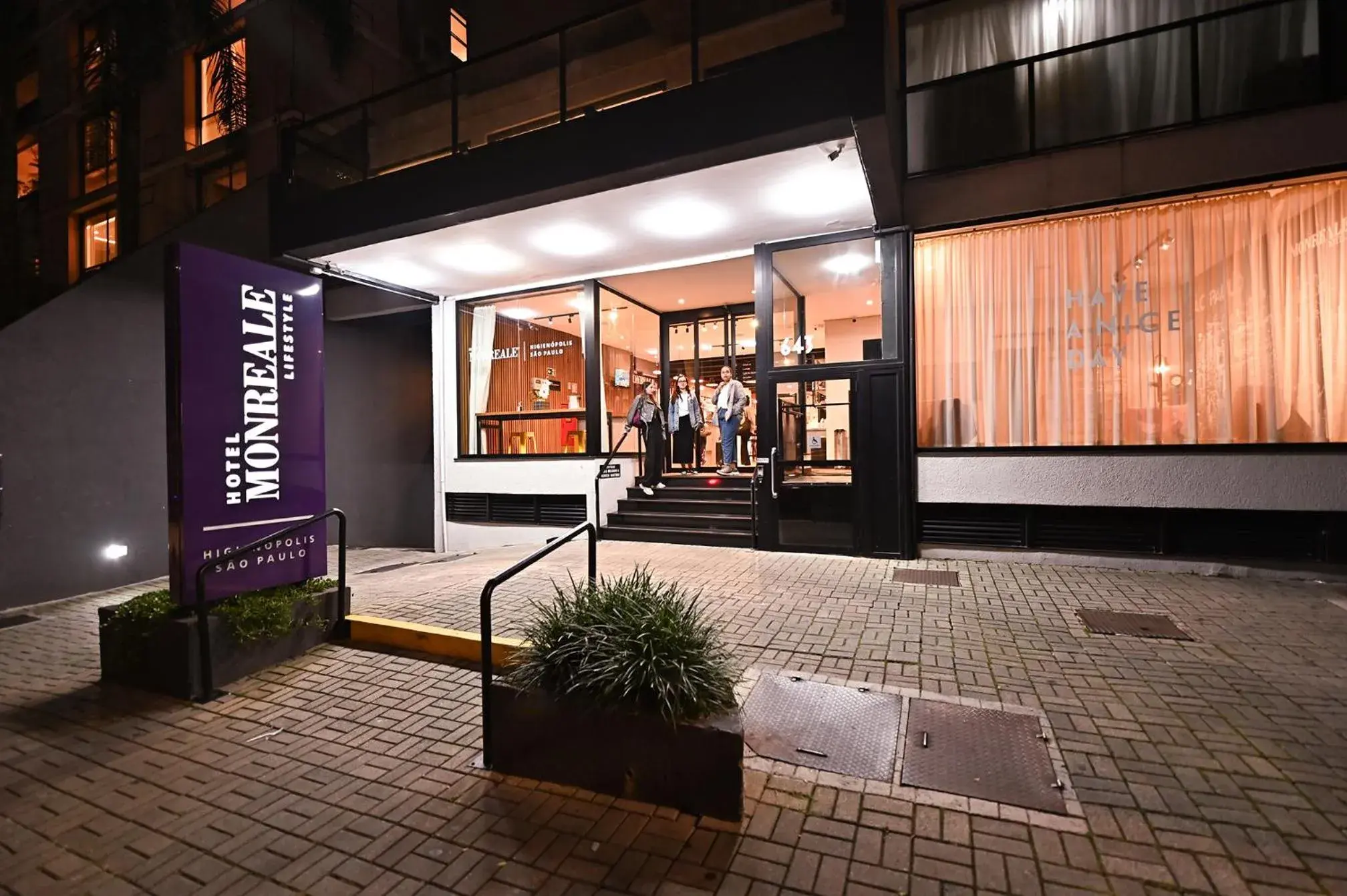 Facade/entrance in Monreale Lifestyle Higienópolis São Paulo Facade/entrance in Monreale Lifestyle Higienópolis São Paulo