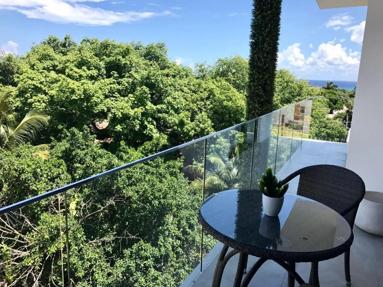 Balcony/Terrace in Menesse 32 - Penthouse Con Alberca Privada Vista Al Mar By Hola