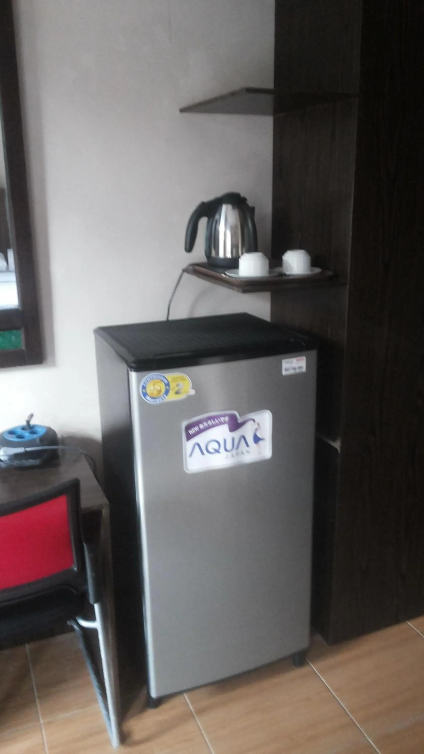 Coffee/tea facilities in RF Hotel