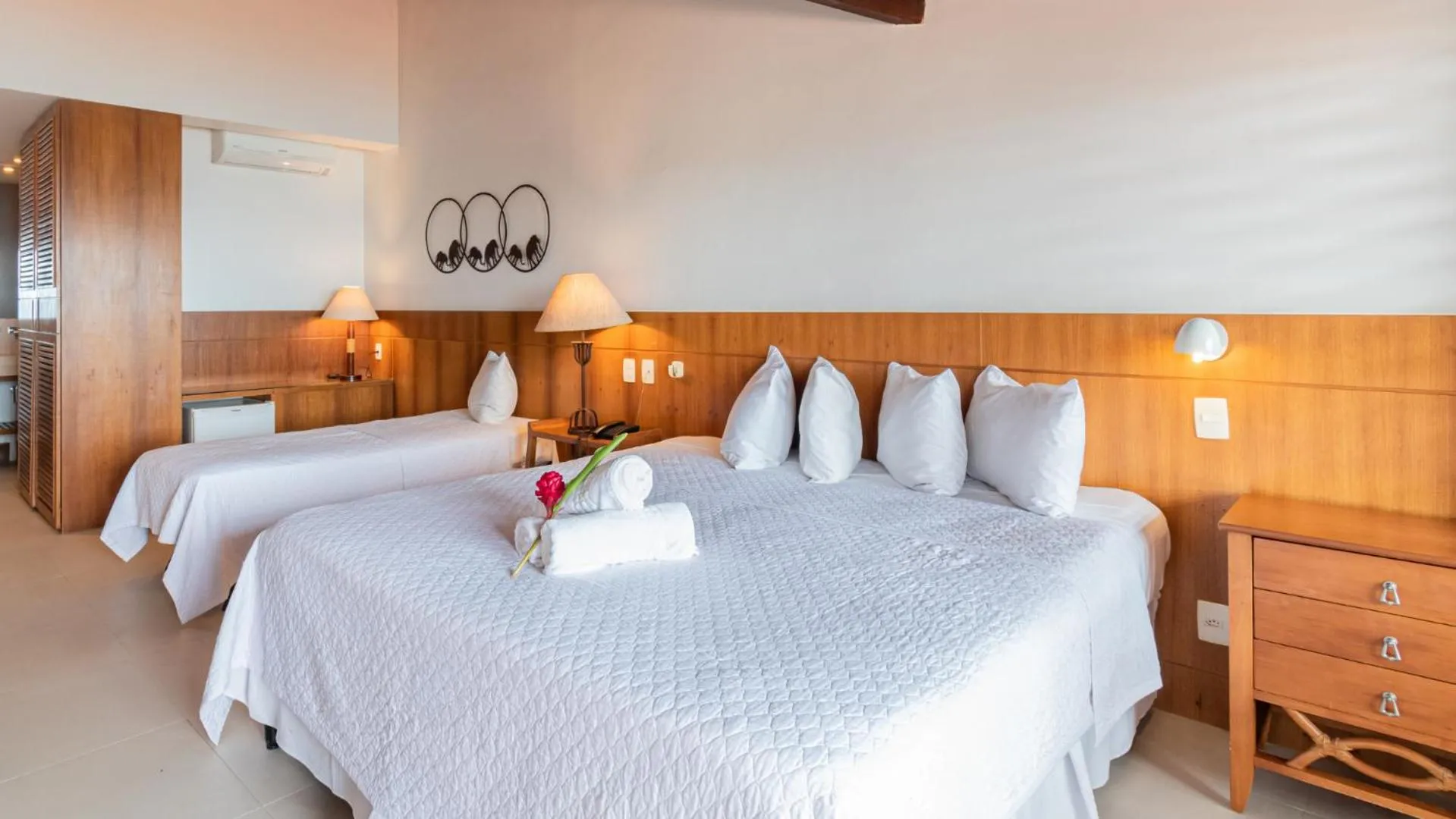 Bed in HOTEL VILLE LA PLAGE & BEACH CLUB