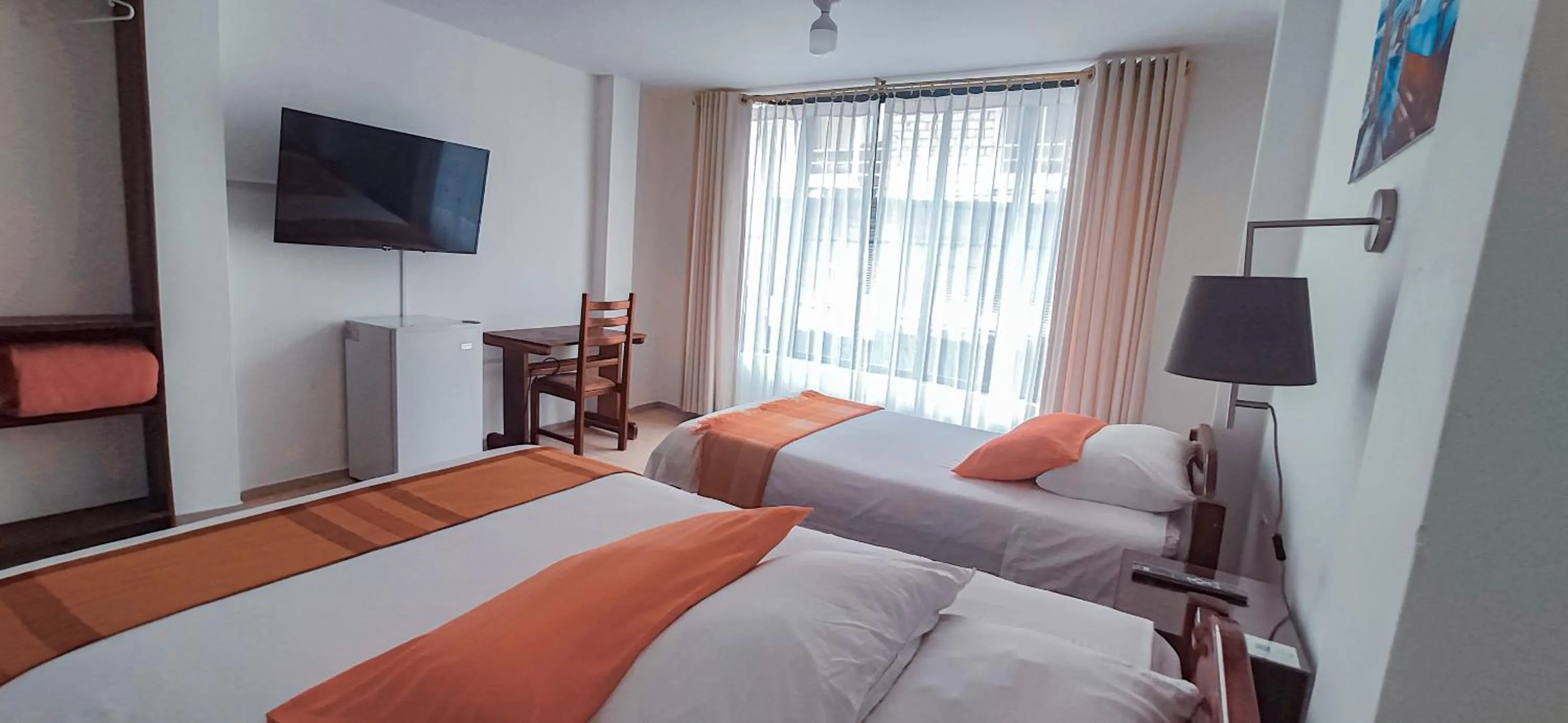 Photo of the whole room, Bed in Hotel Israel - Lago Agrio