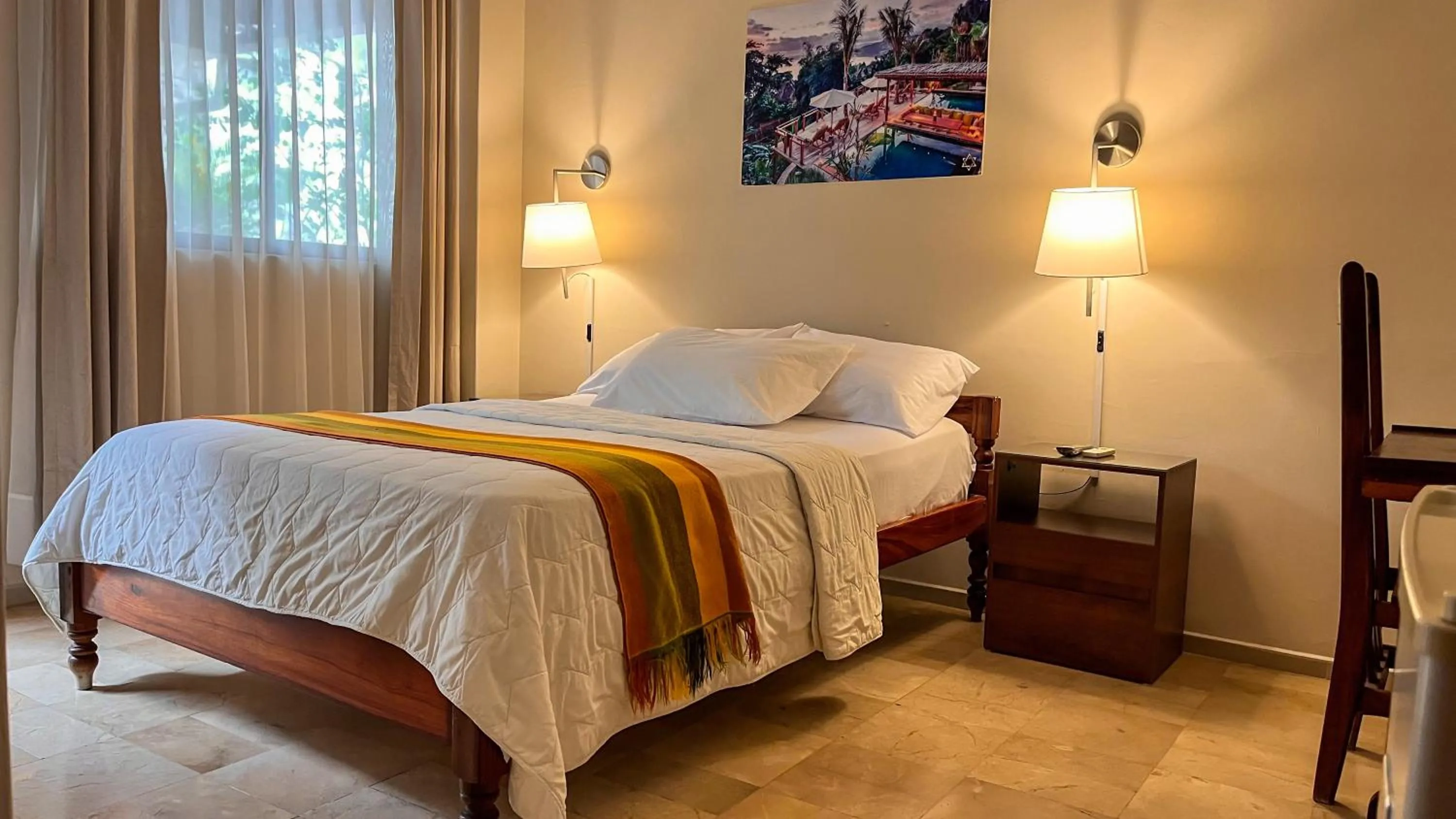 Photo of the whole room, Bed in Hotel Israel - Lago Agrio