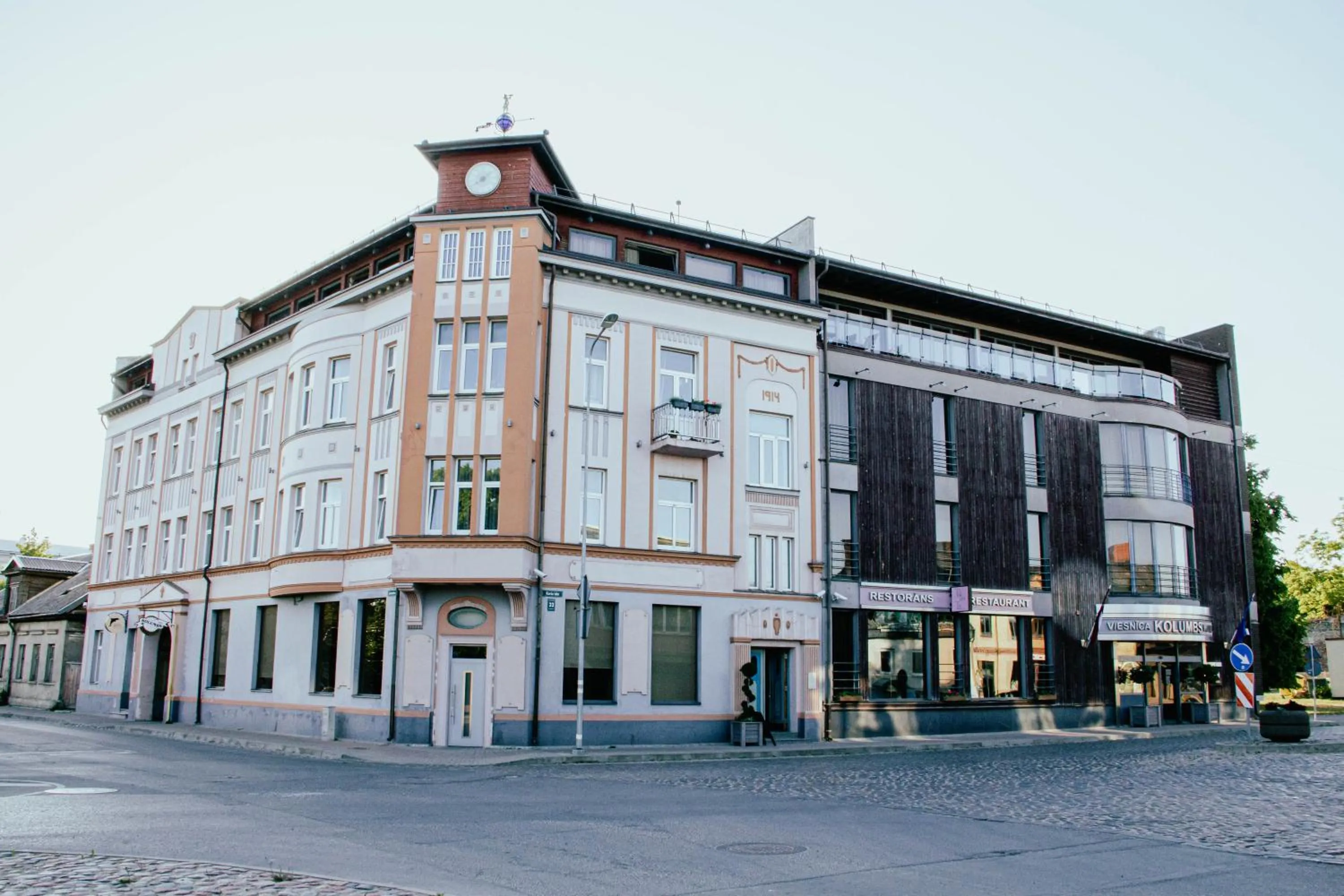 Property building in Hotel Kolumbs