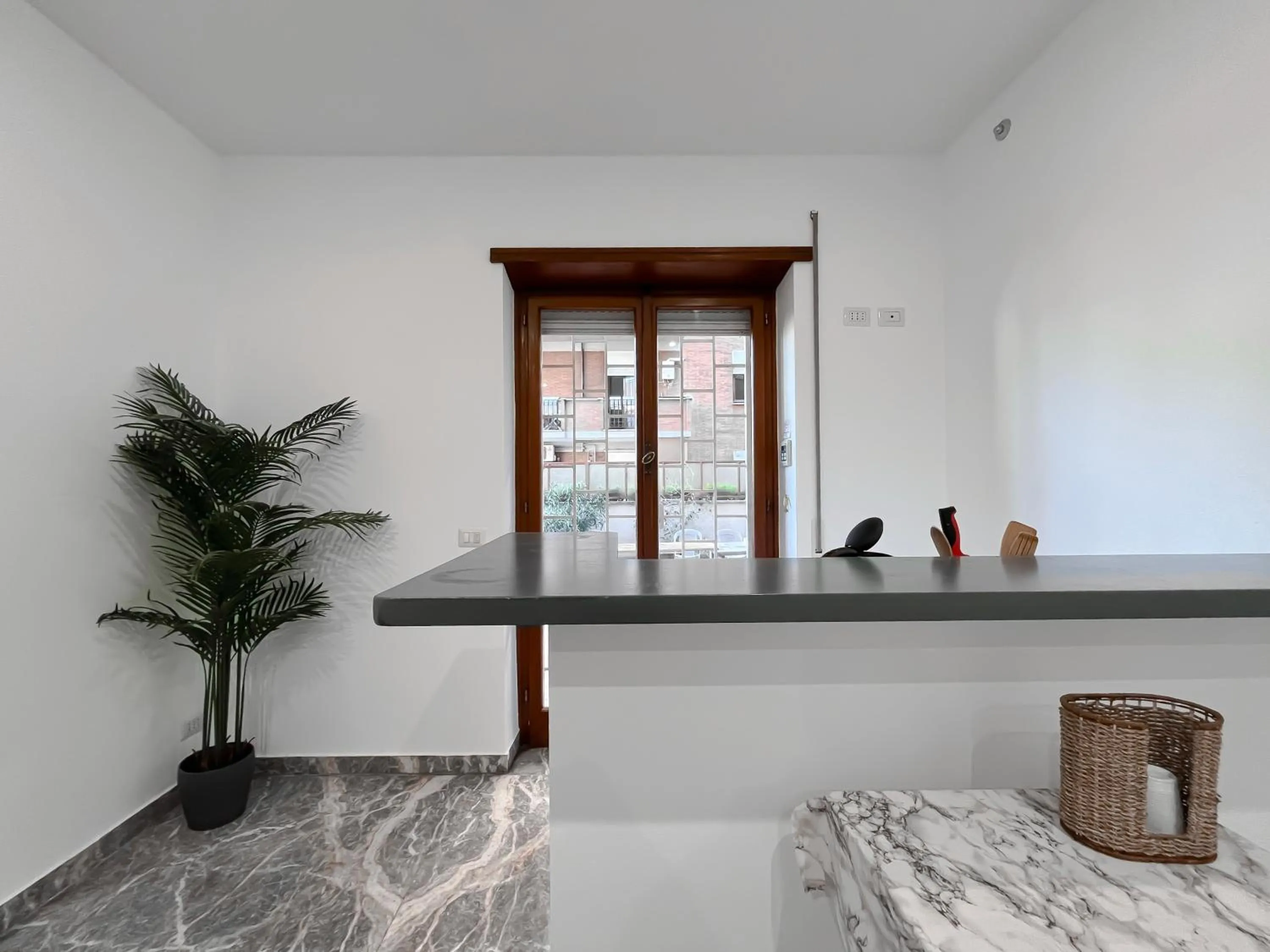 Communal kitchen in Pascià Rooms