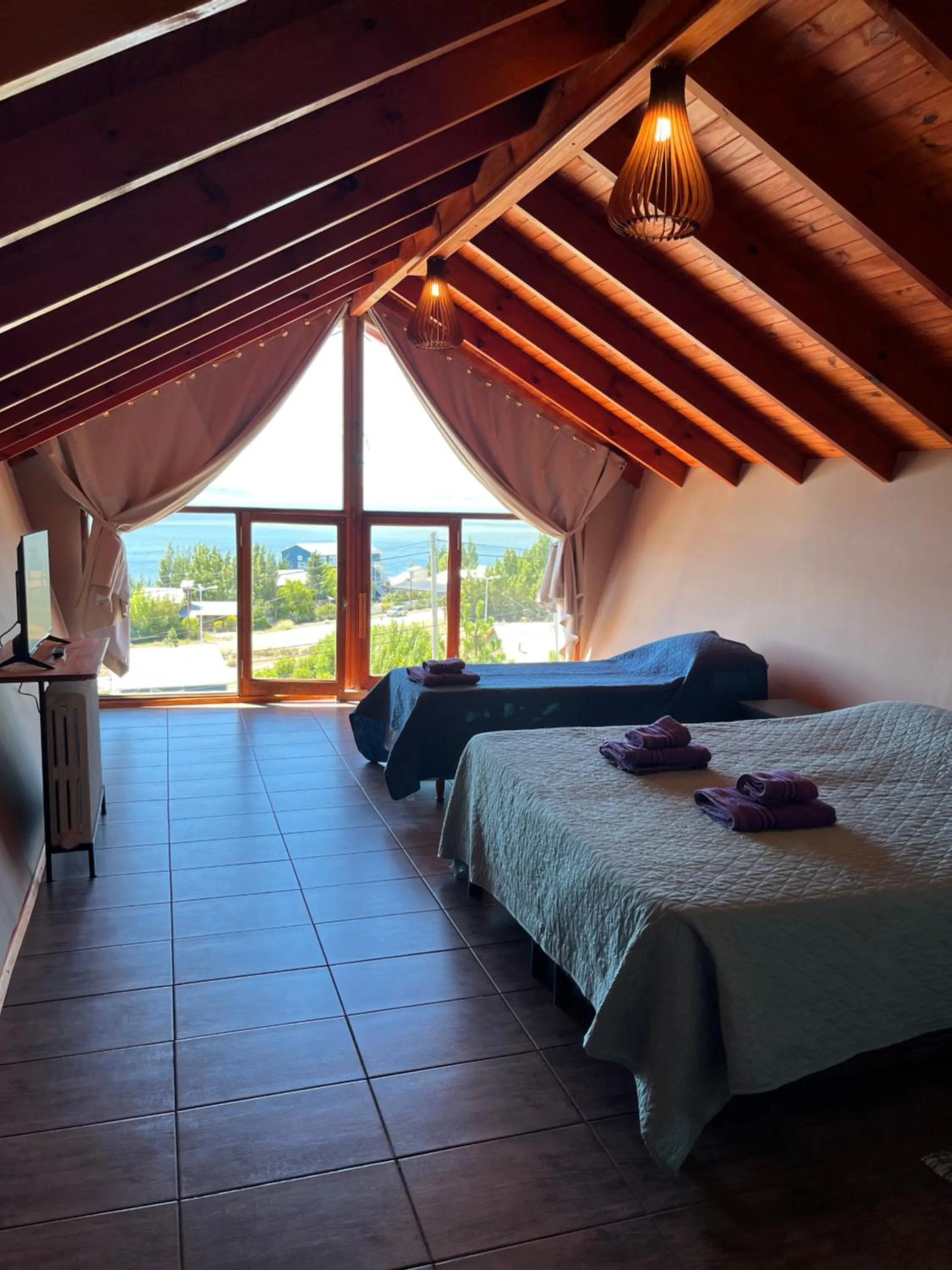 Premium Quadruple Room in Hotel Koi Mahik