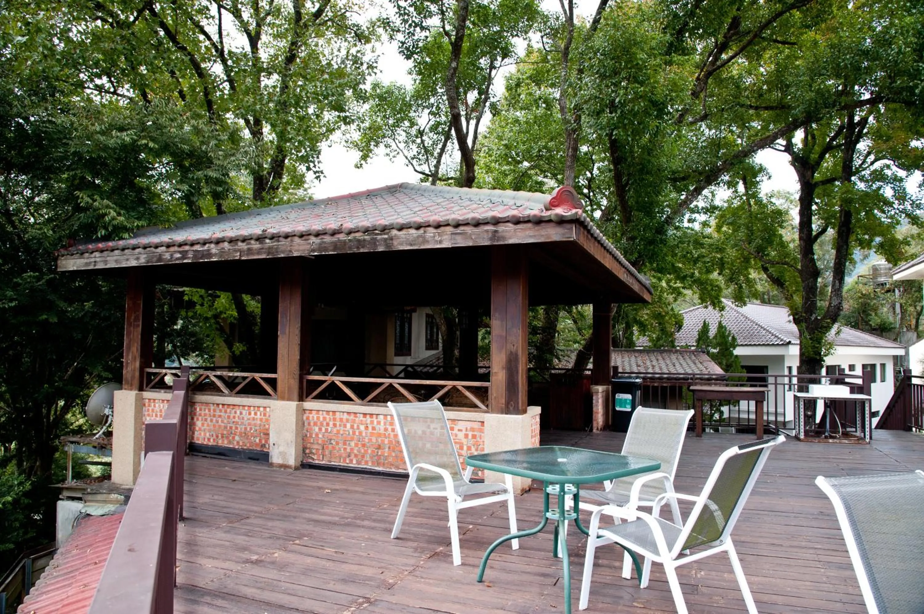 Patio in Hu Shan Hot Spring Hotel