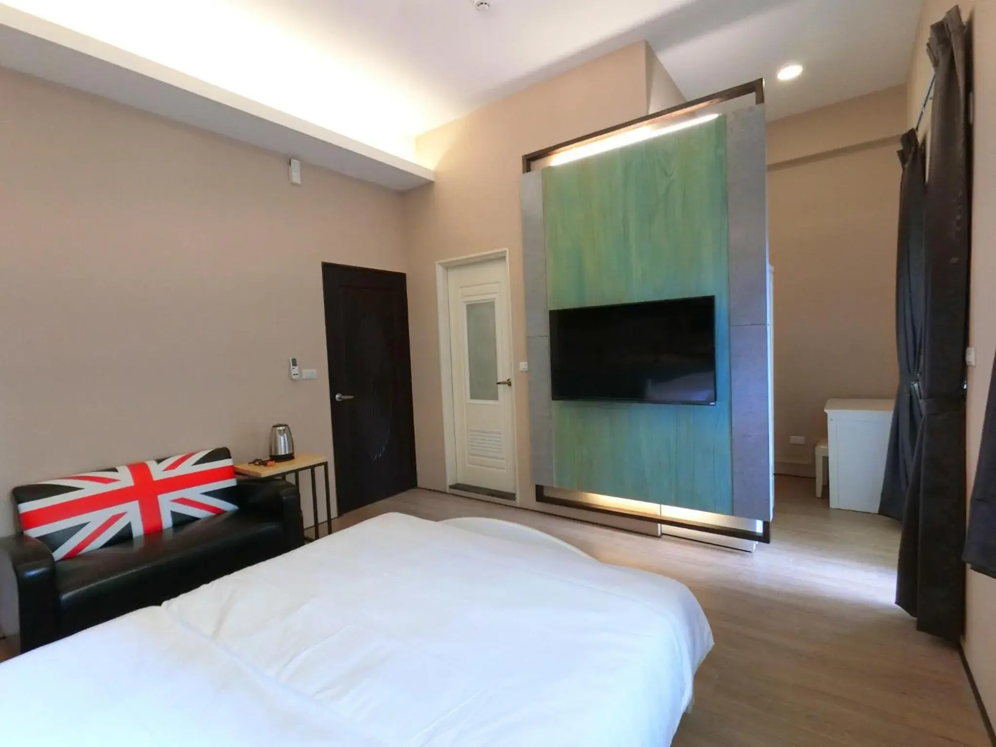 Comfort Double Room in Ten Minute To Go B&B Comfort Double Room in Ten Minute To Go B&B