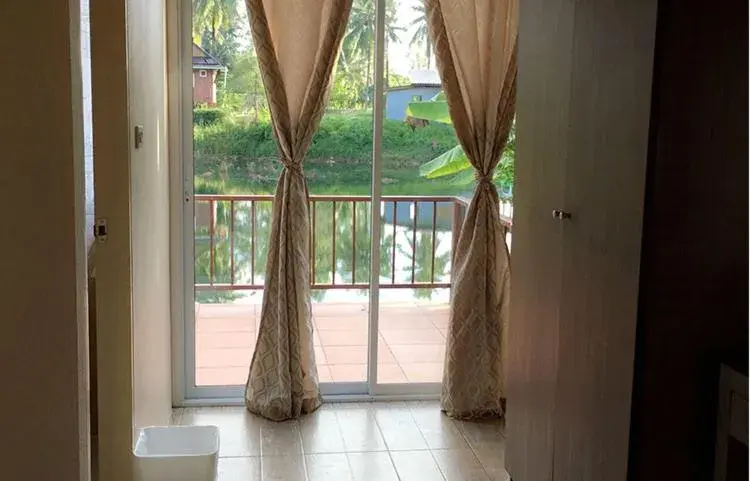 Bungalow - Water Front in Khao Lak Golden Coconut Resort Bungalow - Water Front in Khao Lak Golden Coconut Resort