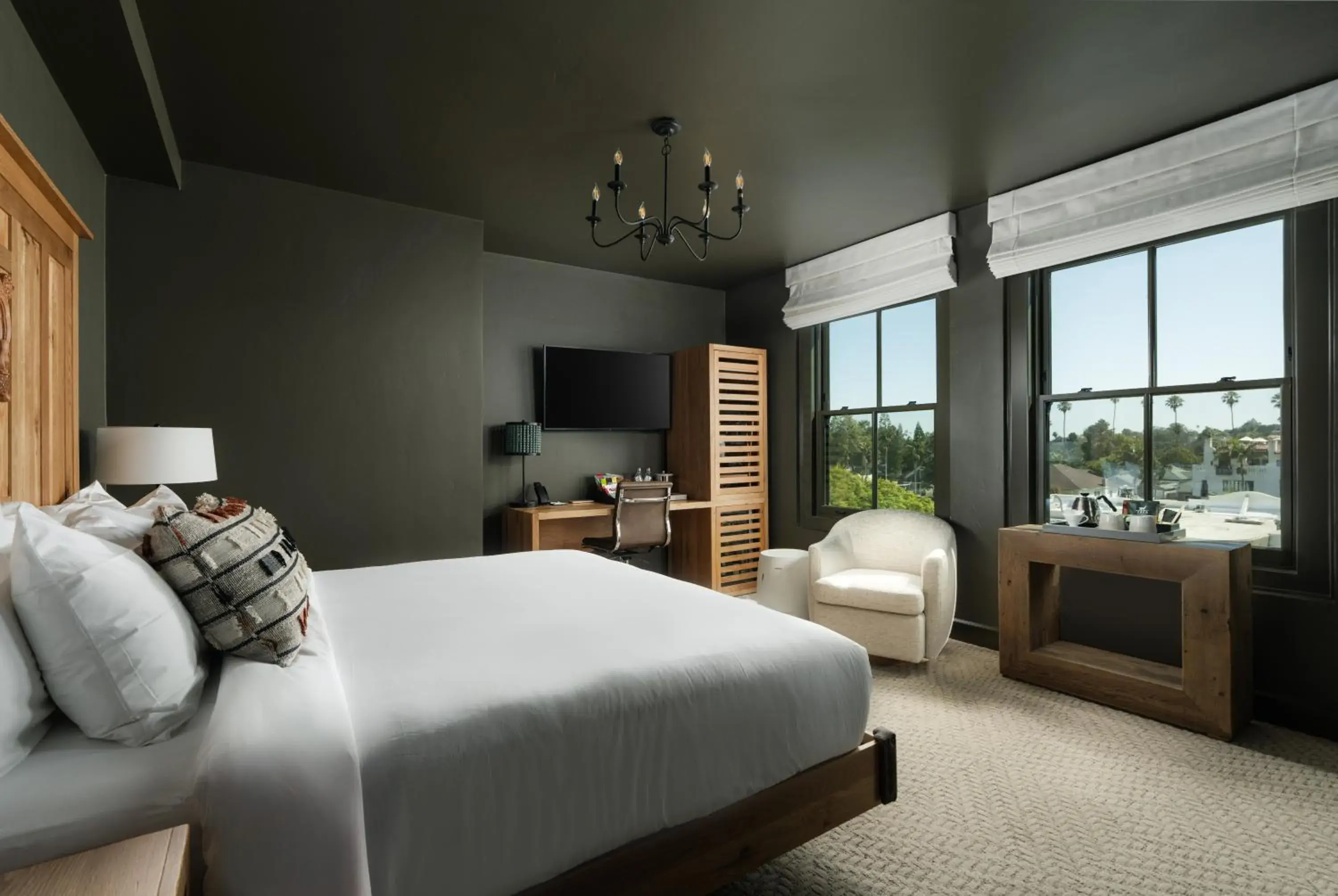 ADA King in Hotel Santa Barbara ADA King in Hotel Santa Barbara