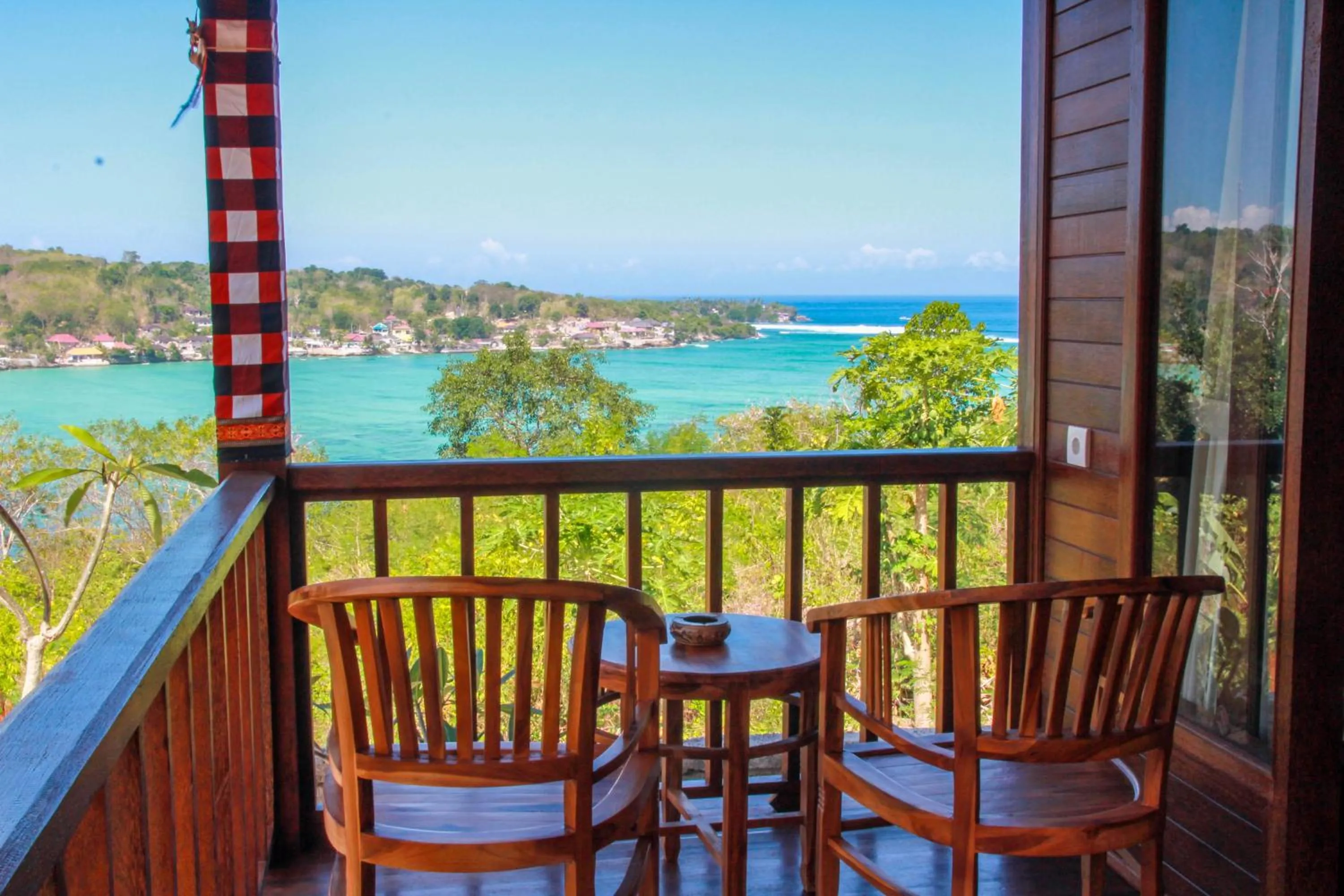 Double Room with Balcony and Sea View in Bukit Permata Lembongan