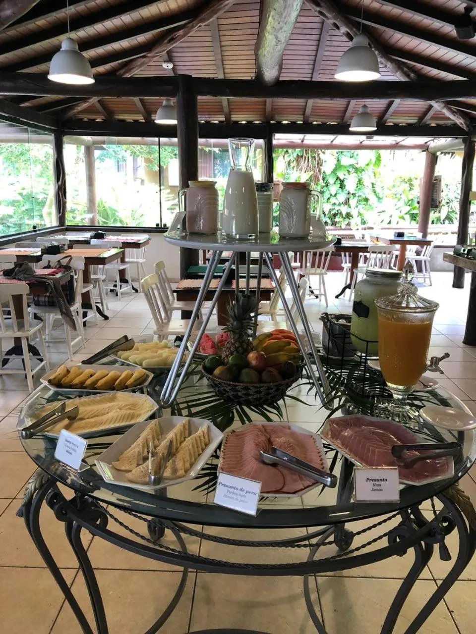 Breakfast in Hotel La Forêt & Beach Lounge