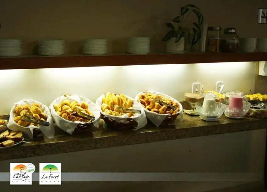 Breakfast in Hotel La Forêt & Beach Lounge Breakfast in Hotel La Forêt & Beach Lounge