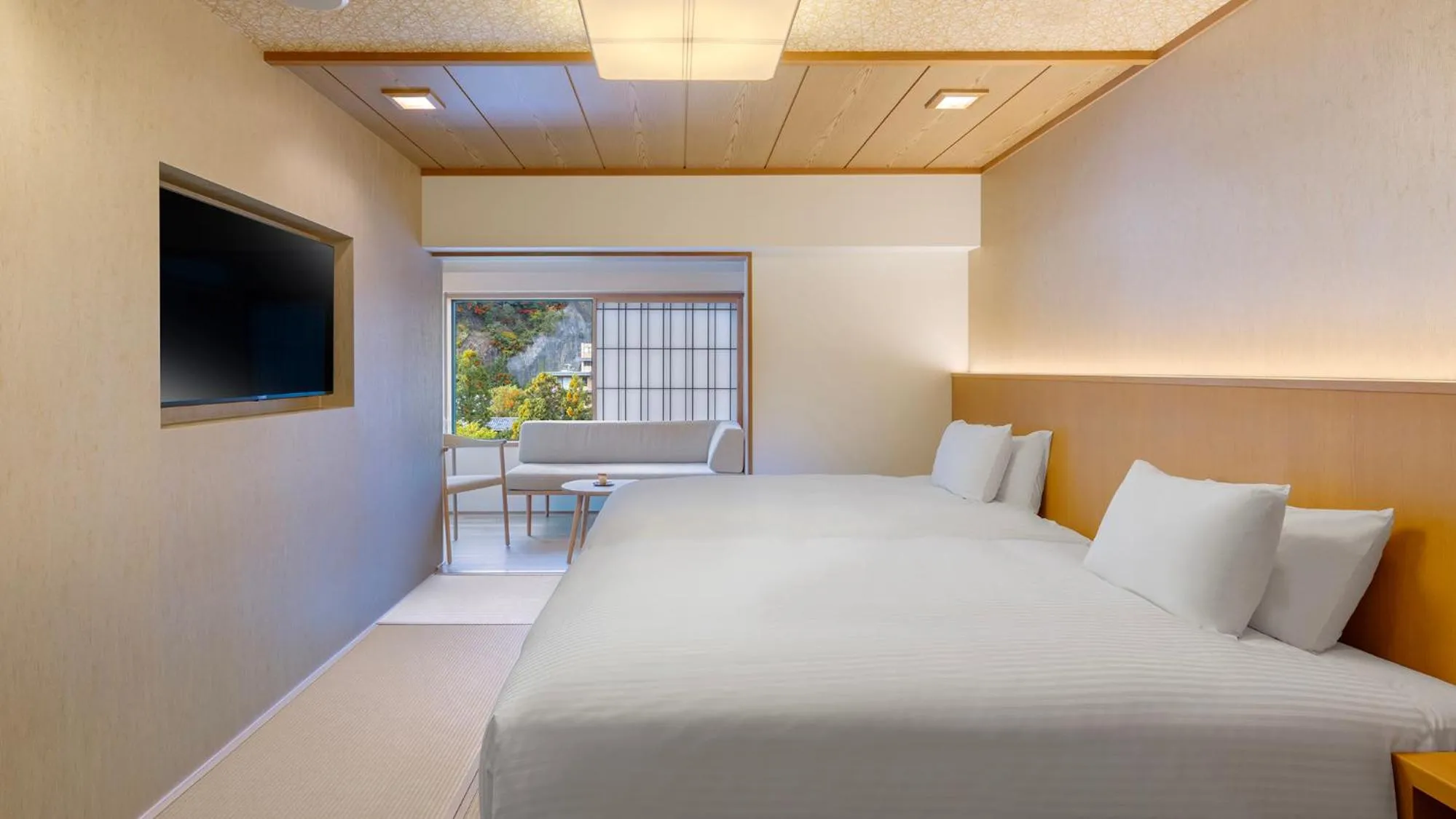 Photo of the whole room, Bed in Club Wyndham Chikumakan Nagano