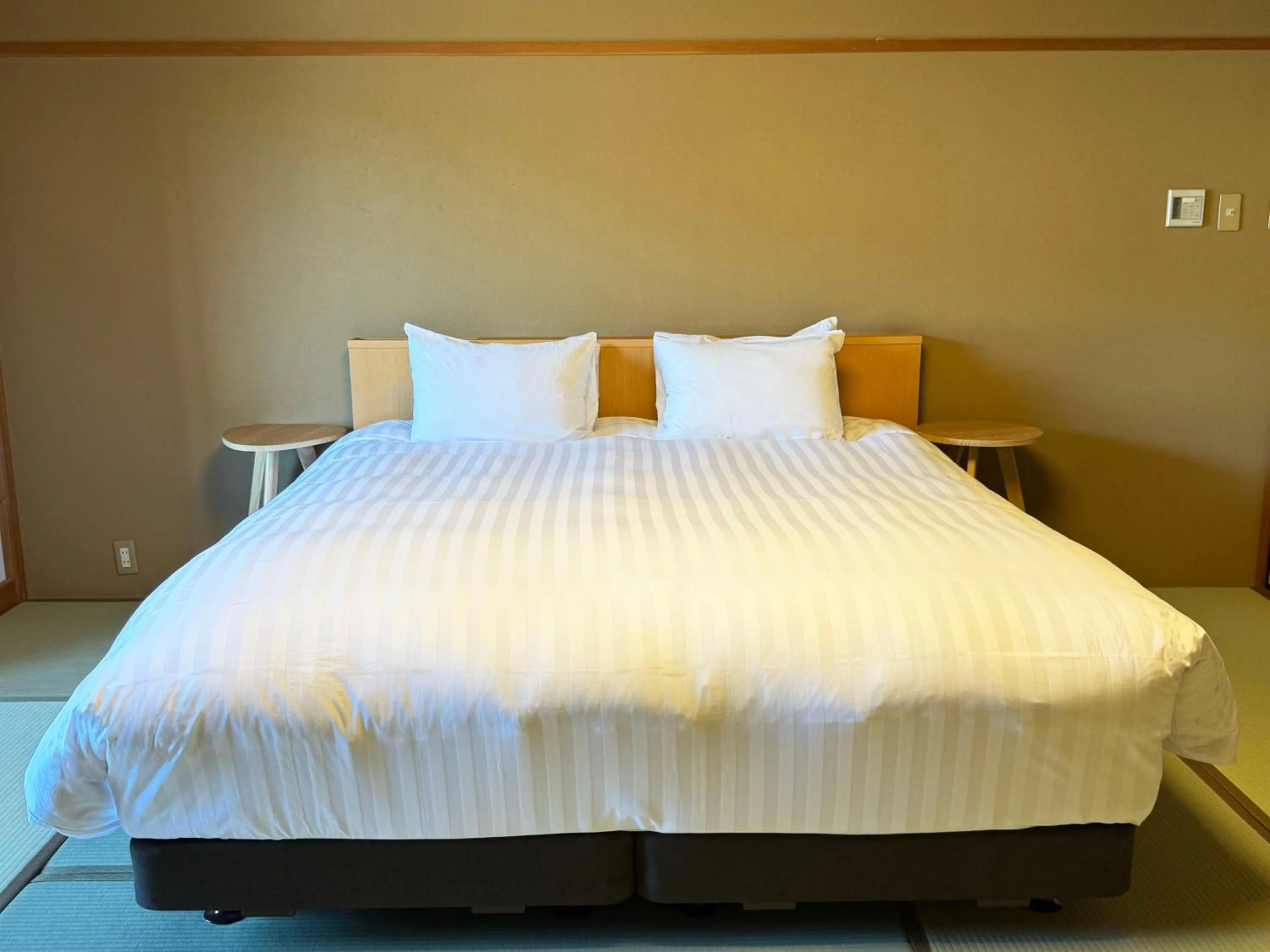 Photo of the whole room, Bed in Club Wyndham Chikumakan Nagano
