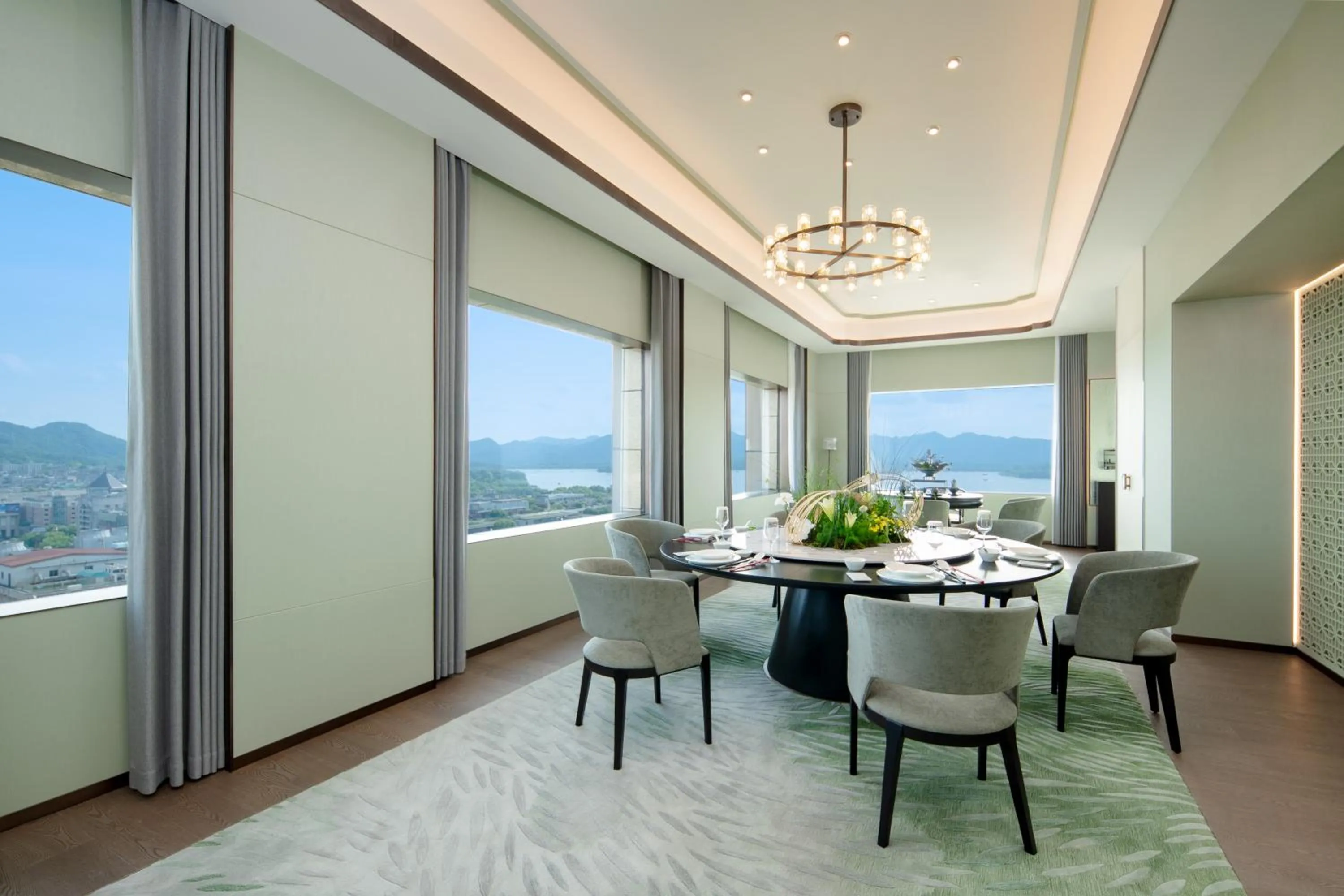 Hangzhou Xinqiao Hotel