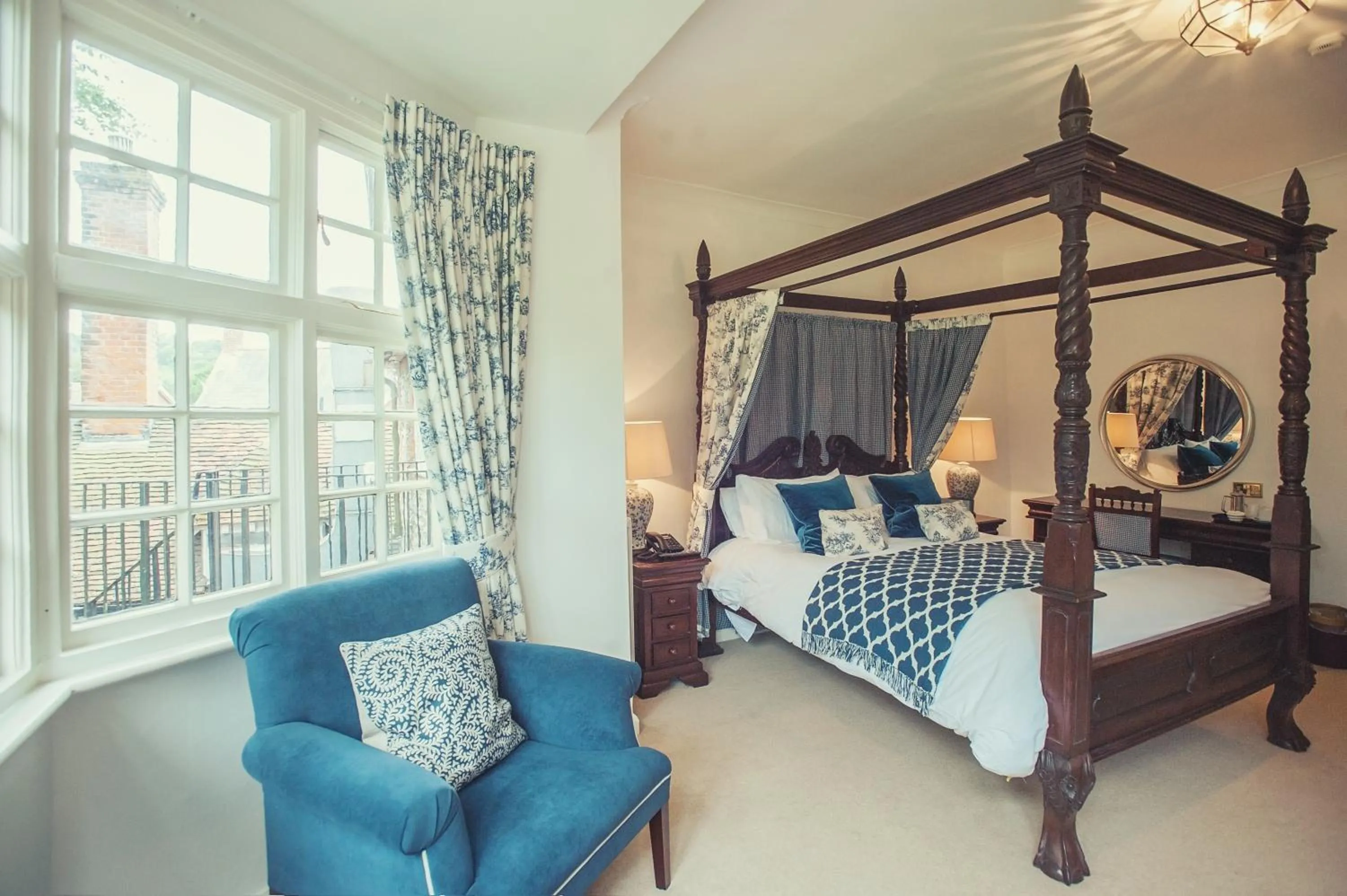 Bedroom, Bed in Findon Manor Hotel