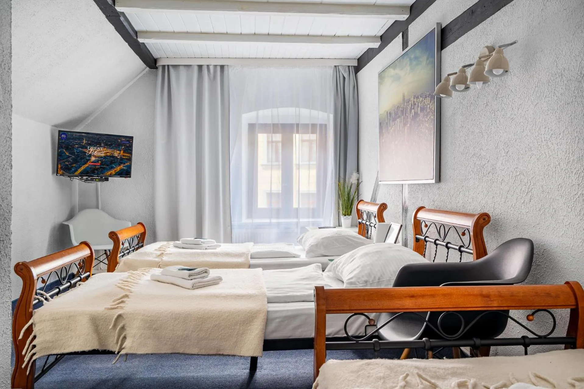 Bed in Great Polonia Jelenia Góra City Center