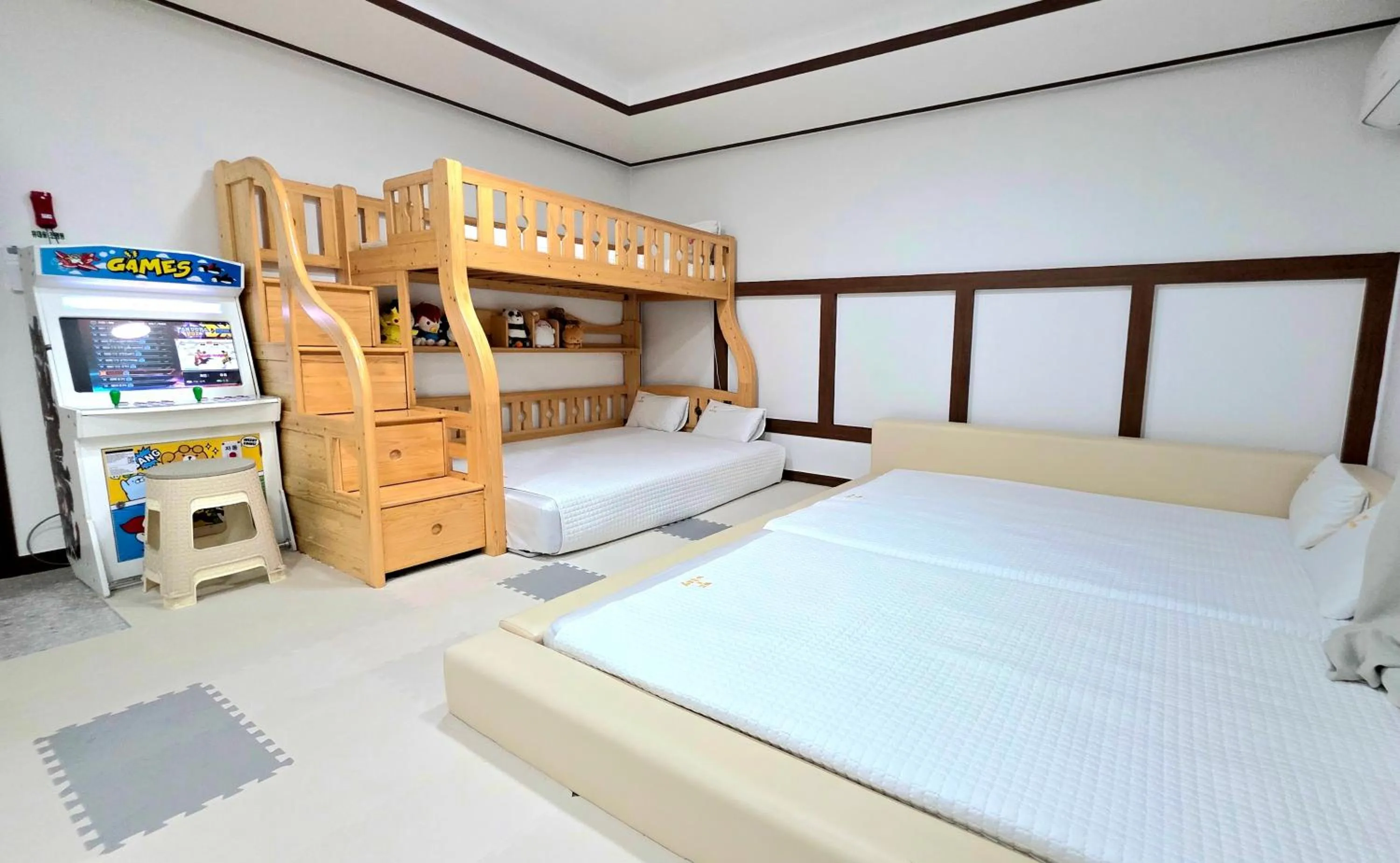 Bed in Kids & Family Hotel