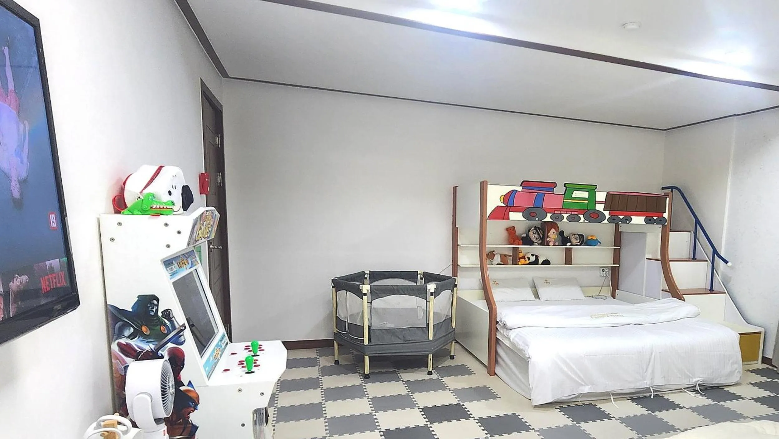 Bed in Kids & Family Hotel