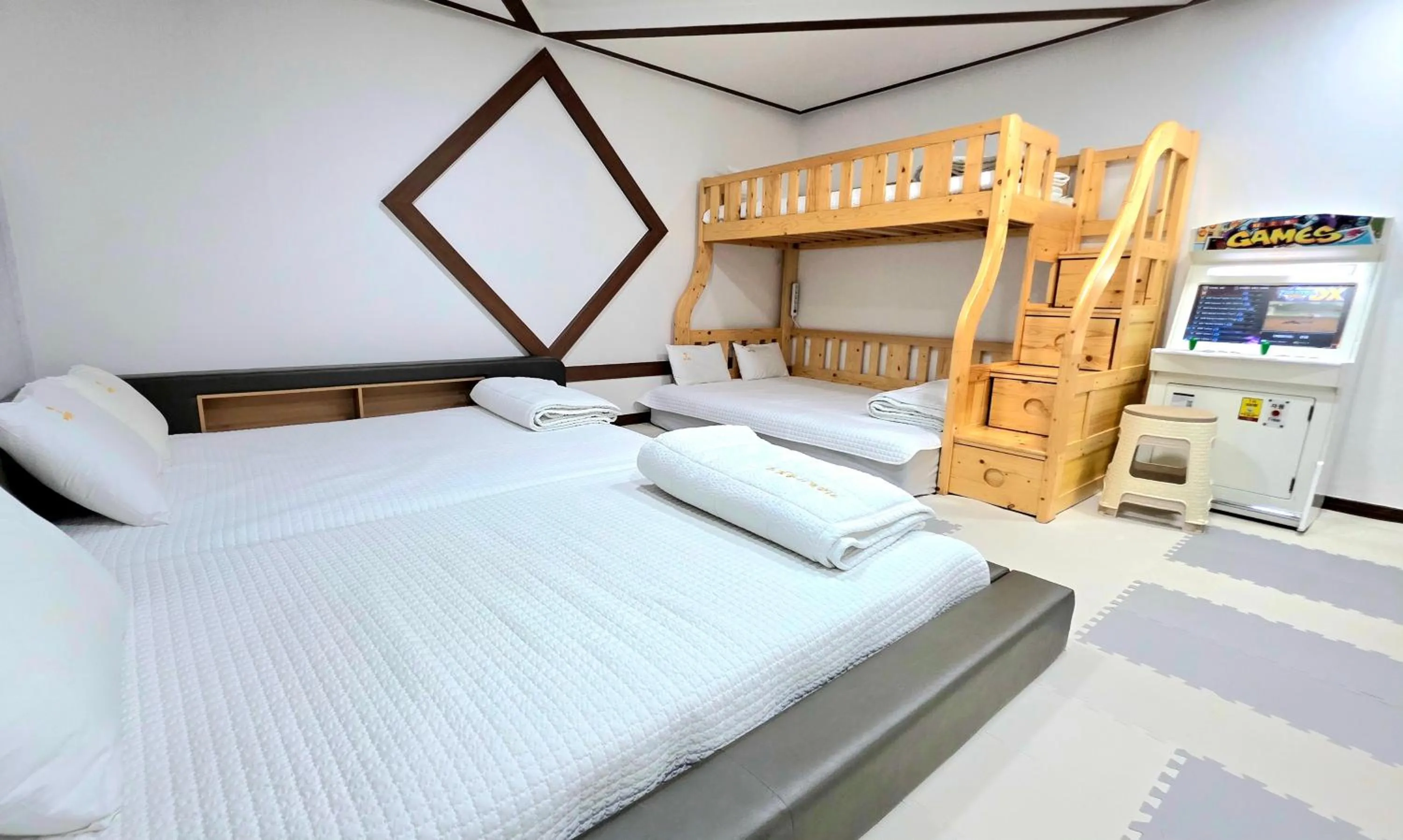 Bed in Kids & Family Hotel