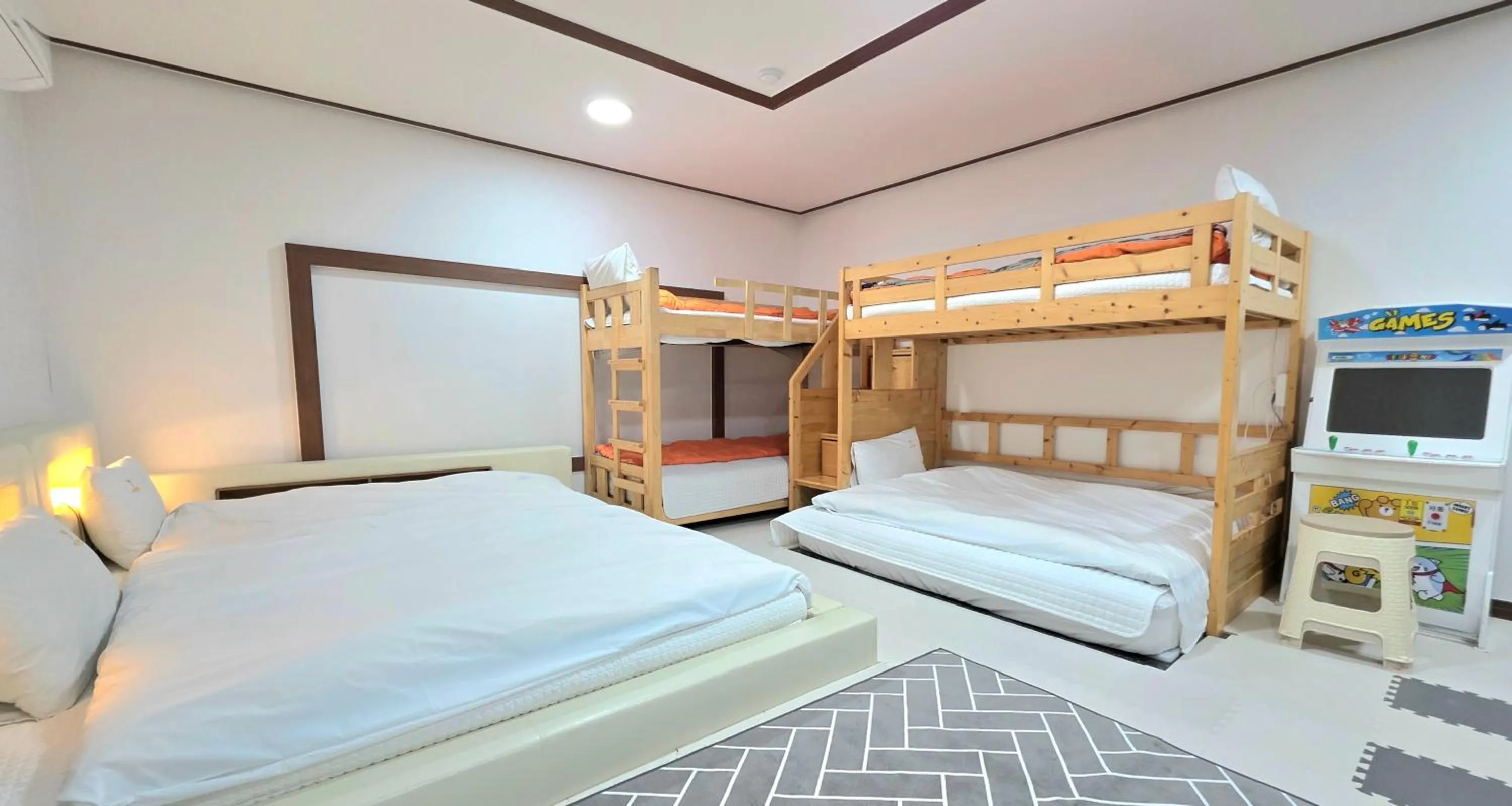 Bed in Kids & Family Hotel