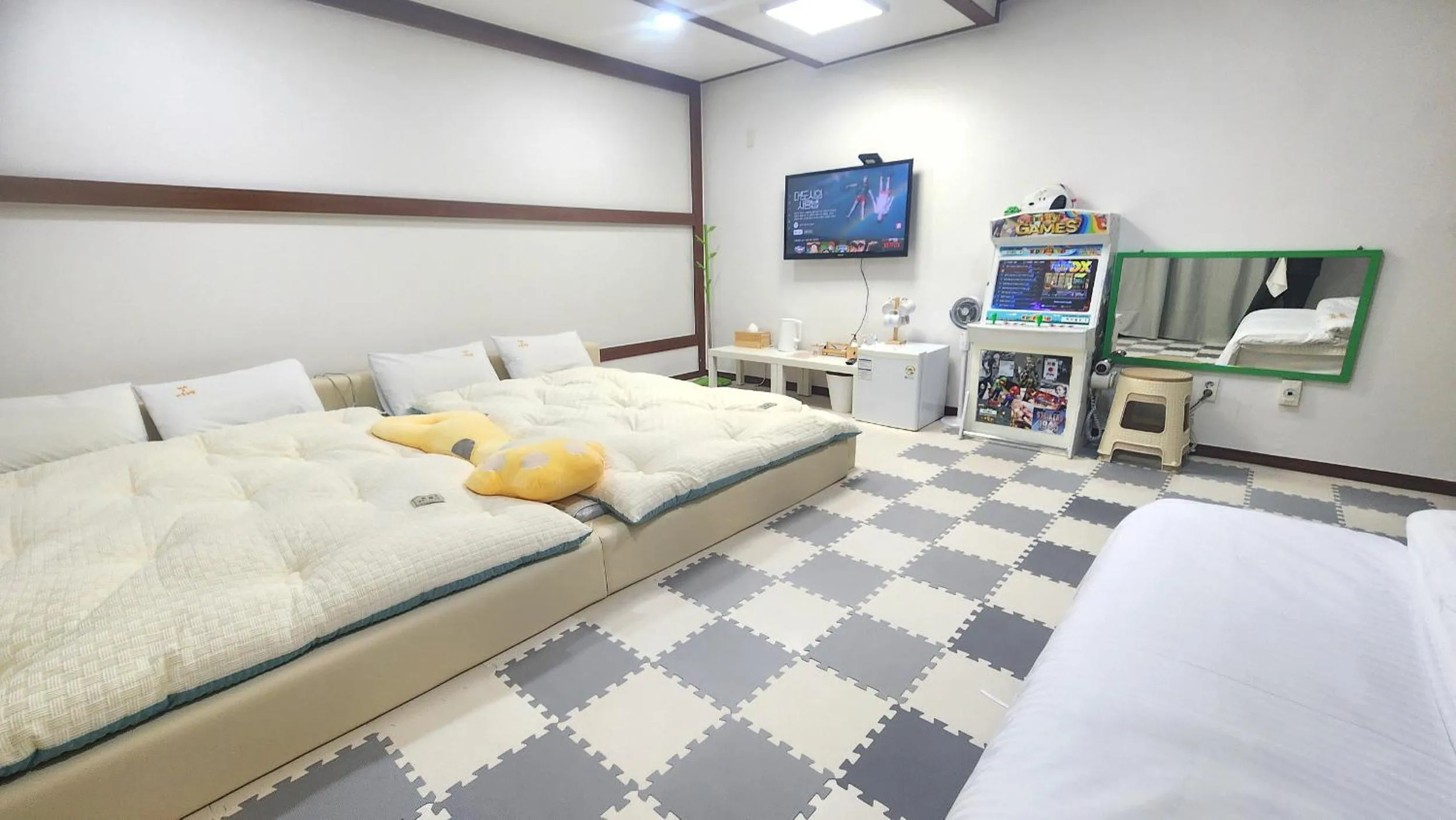 Bed in Kids & Family Hotel