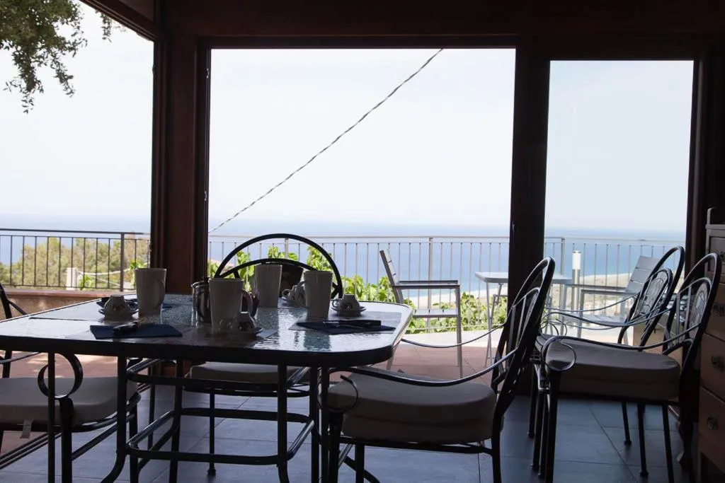 B&B Le Rose del Tirreno