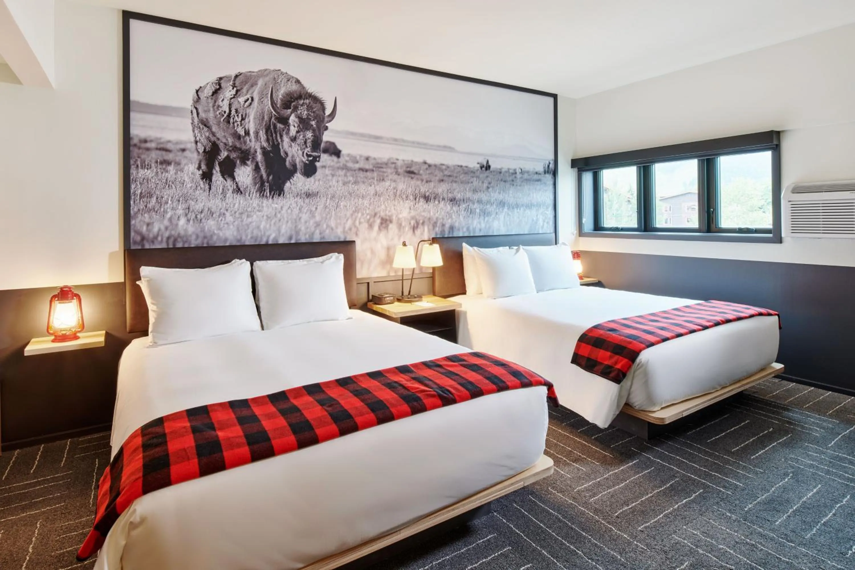 Bedroom, Bed in Mountain Modern Jackson Hole