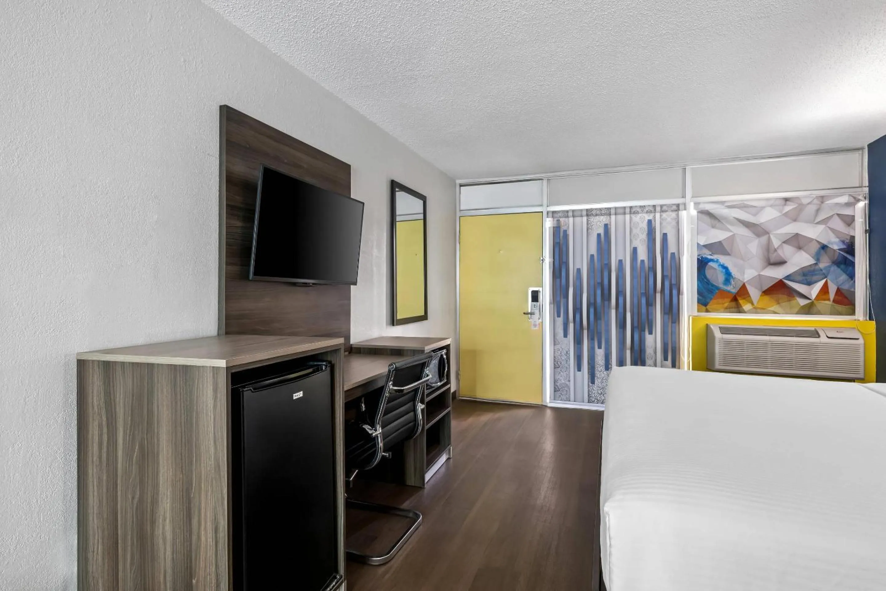 Bedroom in Econo Lodge Carlsbad Caverns Area