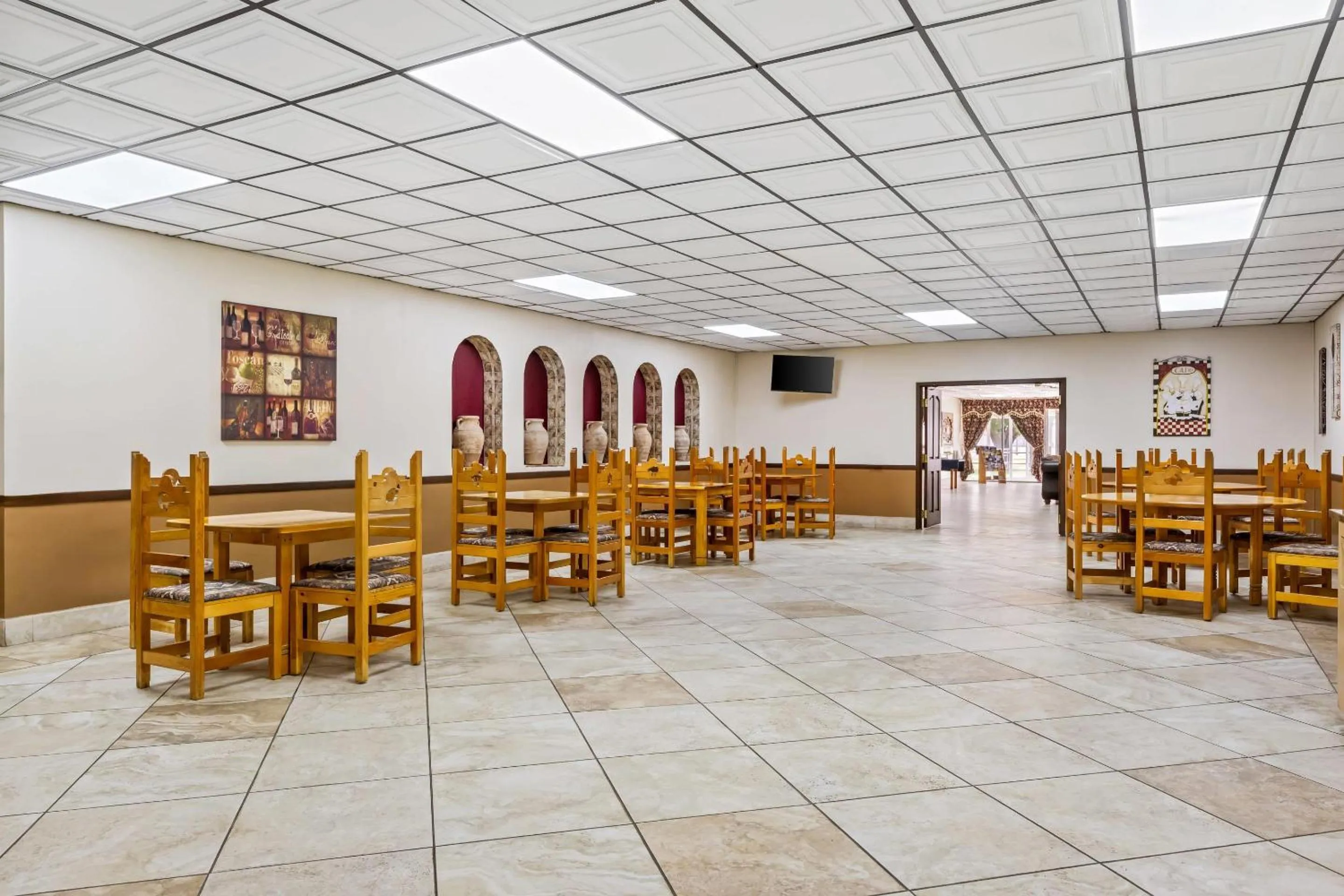 Breakfast in Econo Lodge Carlsbad Caverns Area