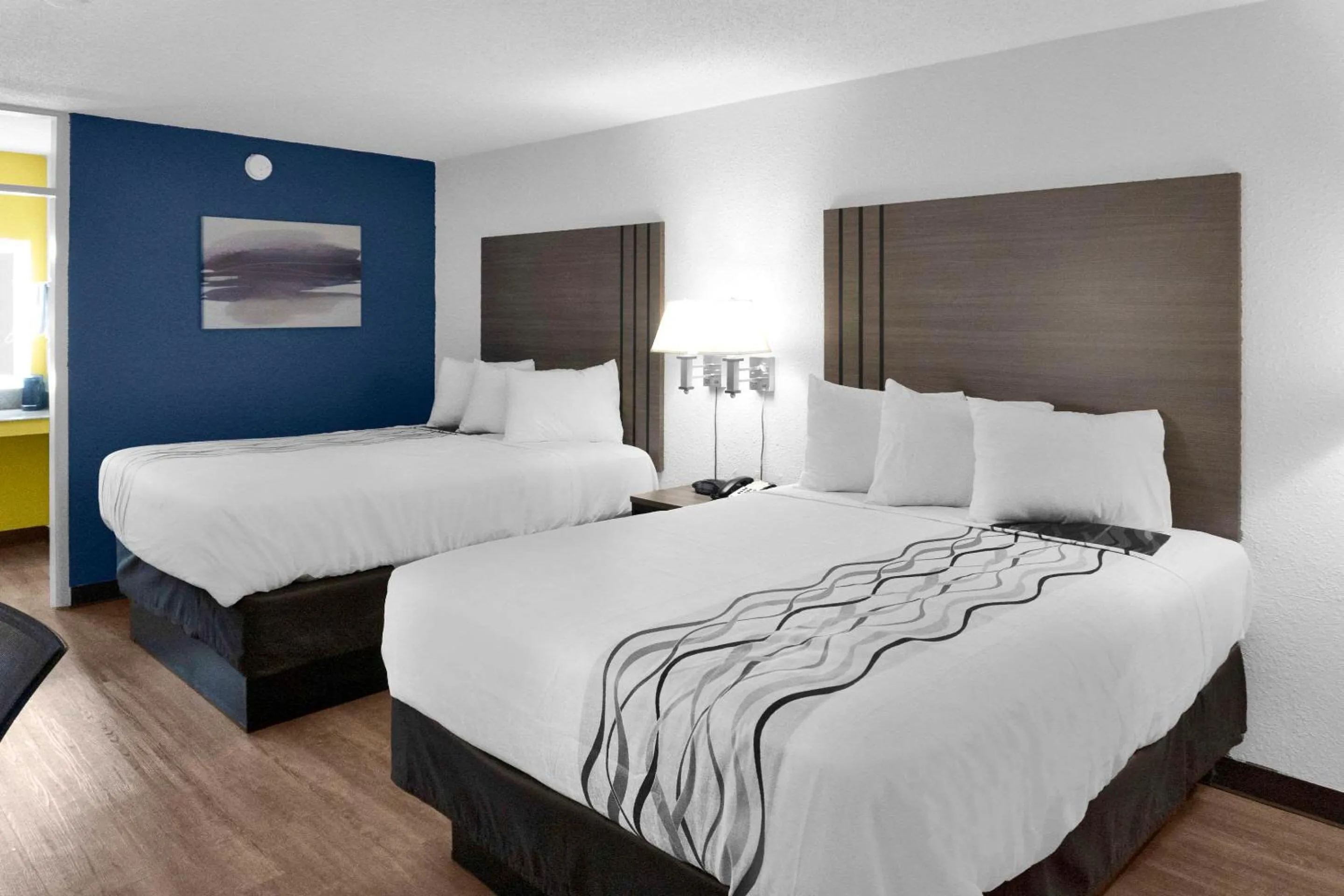 Bedroom, Bed in Econo Lodge Carlsbad Caverns Area