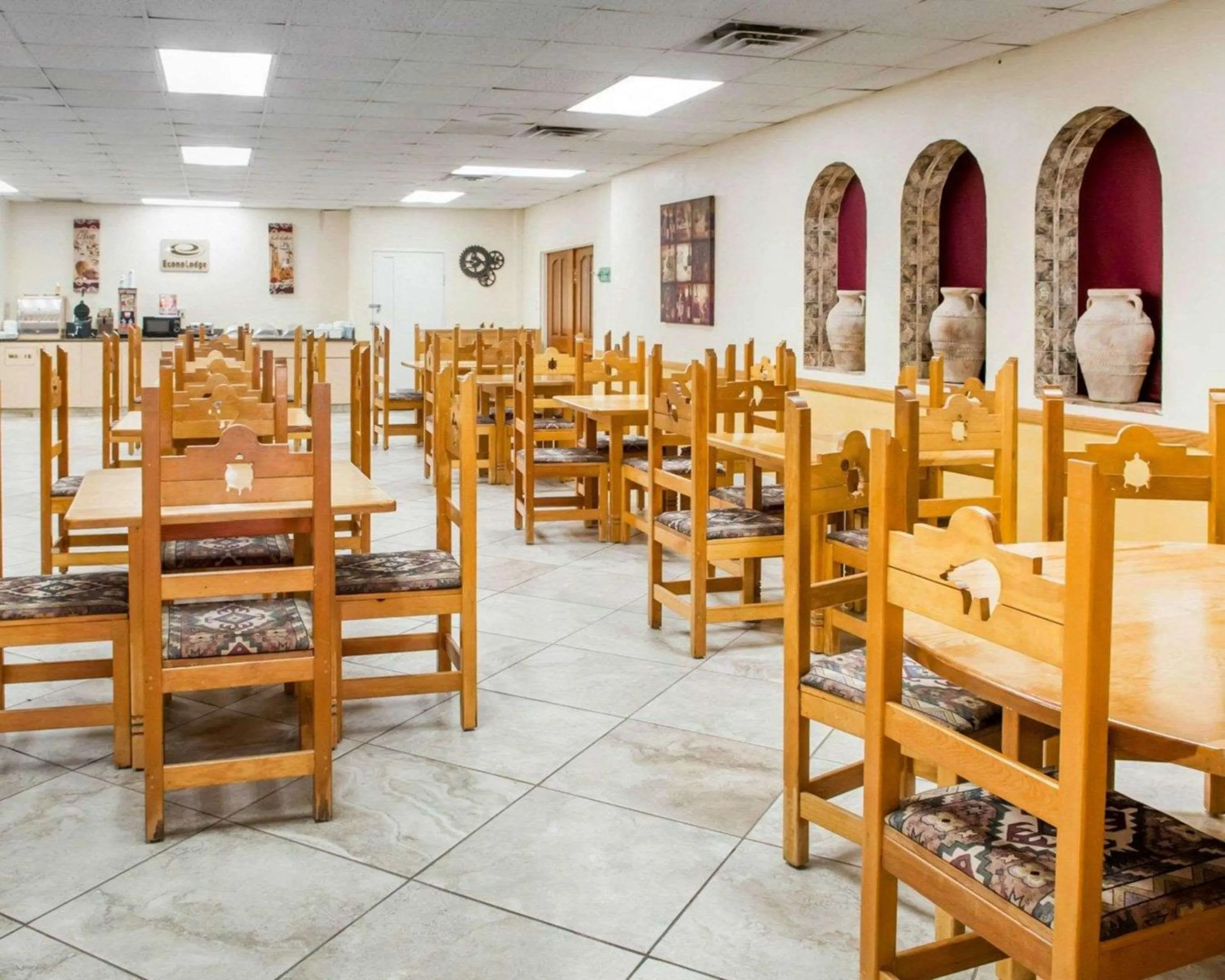 Breakfast in Econo Lodge Carlsbad Caverns Area