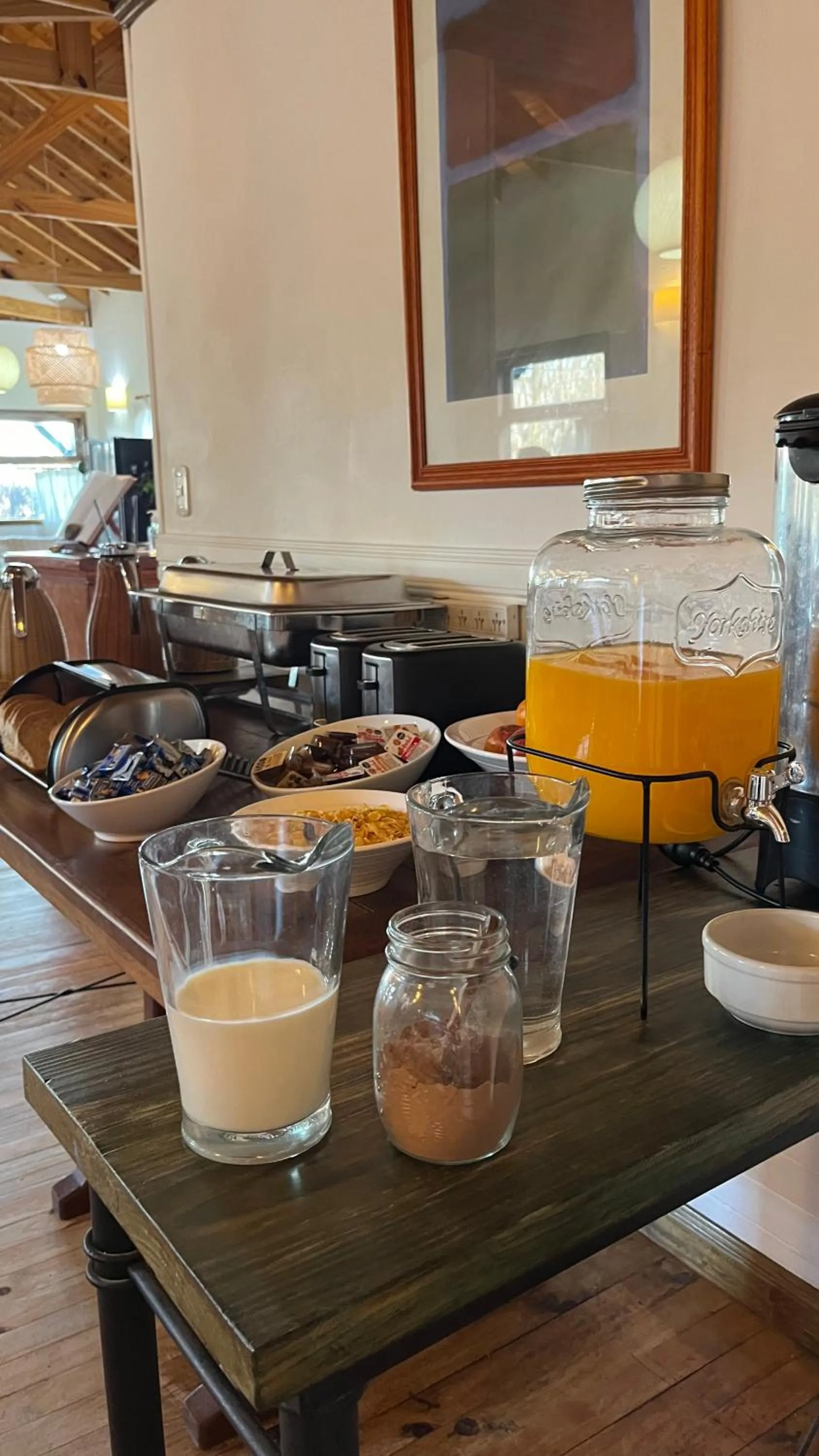 Breakfast in Hosteria Hainen