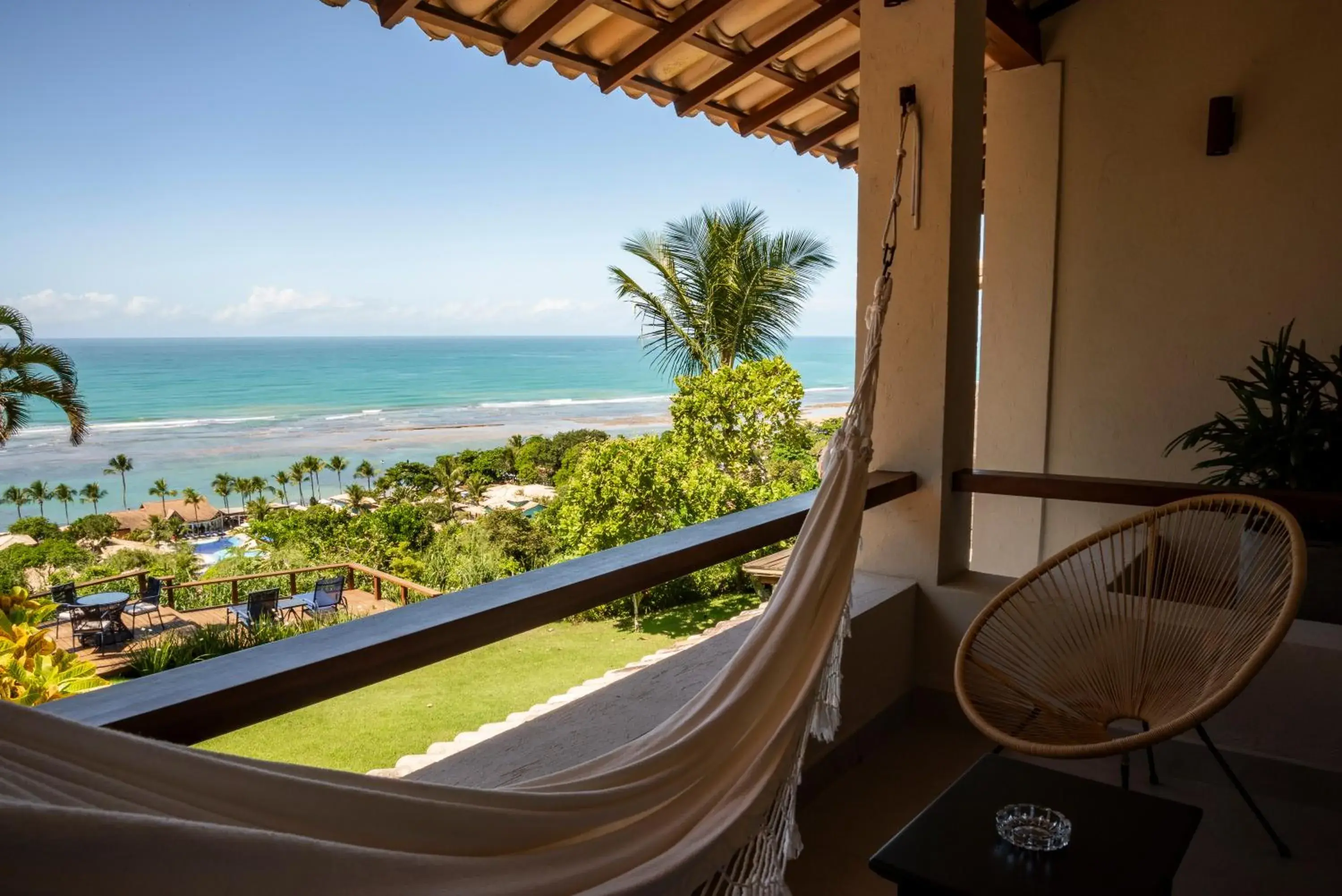 Deluxe Room with Balcony and Sea View in Hotel Paraiso do Morro Deluxe Room with Balcony and Sea View in Hotel Paraiso do Morro