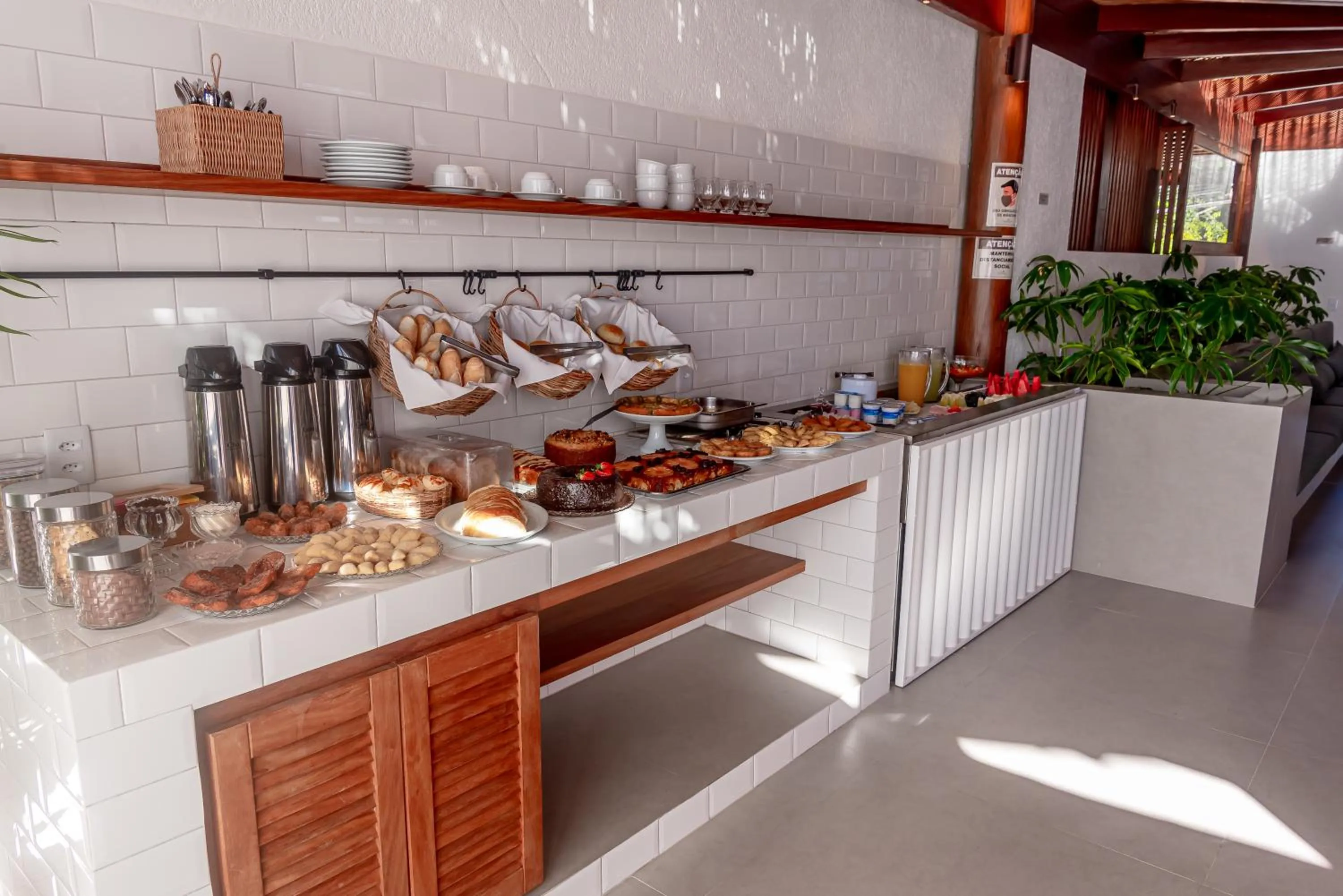 Food in Hotel Paraiso do Morro