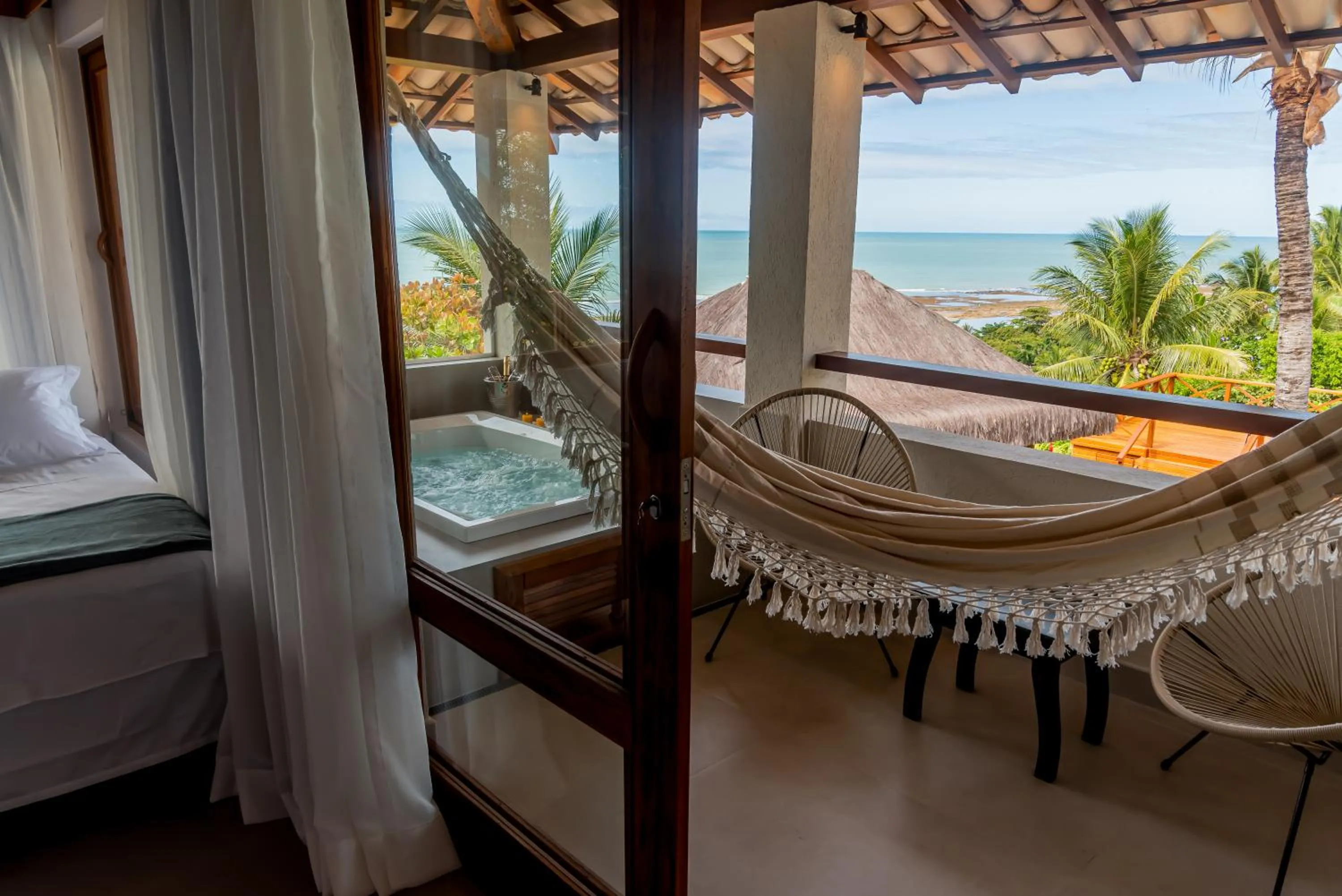 Hot Tub, Bed in Hotel Paraiso do Morro
